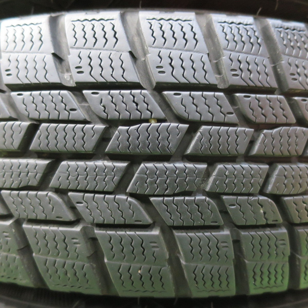 バリ溝!キレイ!9分★スタッドレス 165/65R14 グッドイヤー アイスナビ6 ravrion RM01 ラブリオン 14インチ PCD100/4H★5021415イス