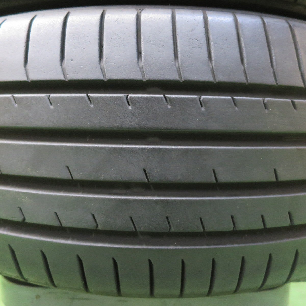 バリ溝!9.5分!2本★215/45R18 トーヨー プロクセス R51A タイヤ 18インチ ノア ヴォクシー セレナ アクセラ マツダ3 等★5051709イノタ