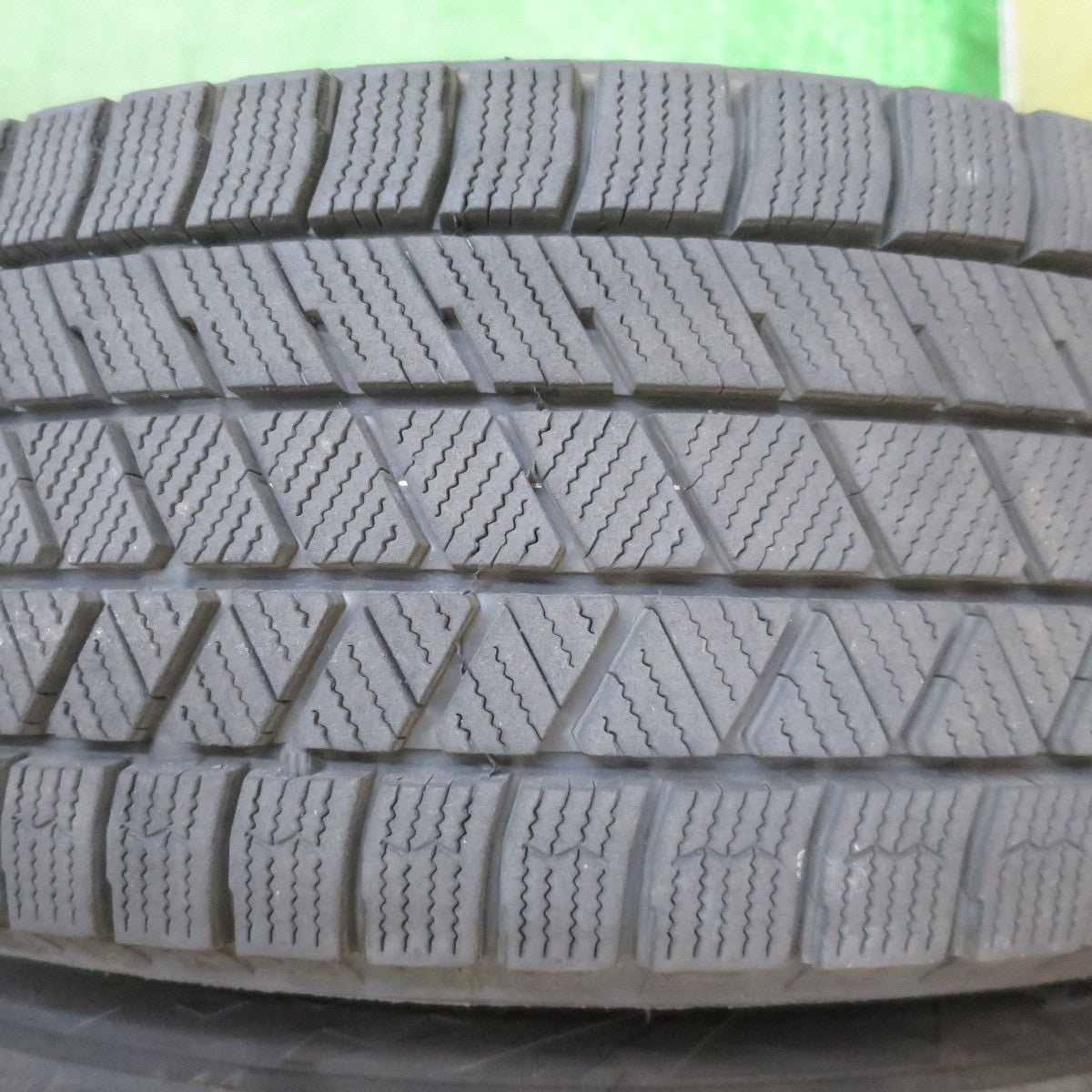 バリ溝!23年!キレイ!9分★スタッドレス 185/65R15 ブリヂストン ブリザック VRX3 BALMINUM バルミナ 15インチ PCD114.3/5H★5091905NJス
