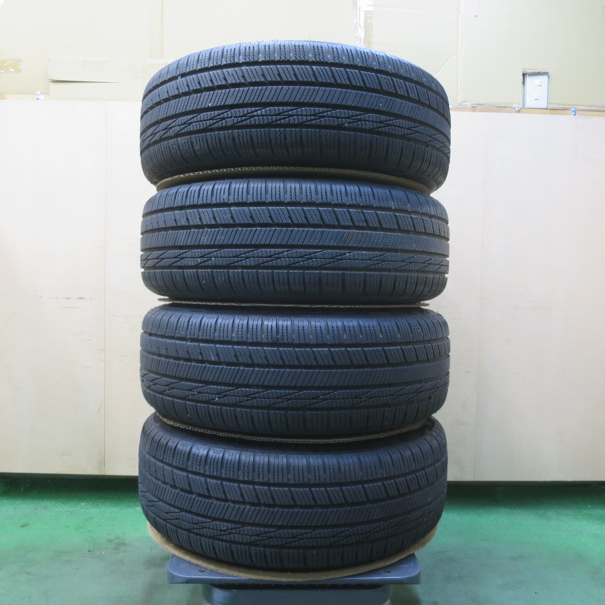 バリ溝!9.5分★MINI ミニ F60 クロス オーバー 純正 JCW 225/45R19 スタッドレス アクセレラ X GRIP N ジョン クーパー ワークス 19インチ PCD112/5H★6031501IMス