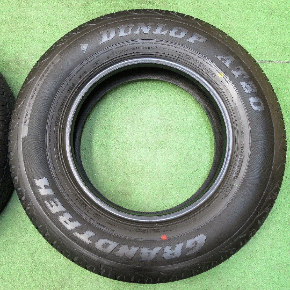 新車外し!22年★195/80R15 ダンロップ AT20 グラントレック タイヤ 15インチ ジムニー シエラ 等★4111406イノタ