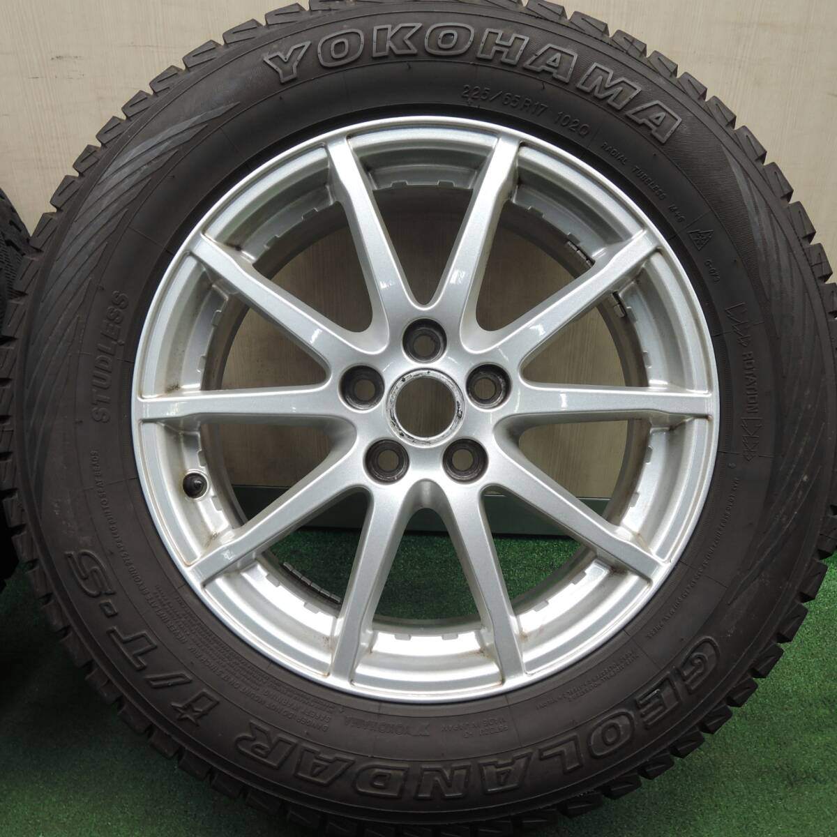 バリ溝!9.5分★スタッドレス ランドローバー イヴォーグ 純正 ATS 225/65R17 ヨコハマ ジオランダー i/T-S 108/5★4030207HAス