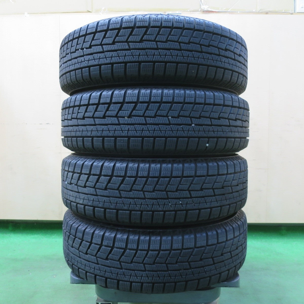 バリ溝!22年!キレイ!9.5分★スタッドレス 165/65R14 ヨコハマ アイスガード iG60 PRD 社外 アルミ 14インチ PCD100/4H★5033106イス