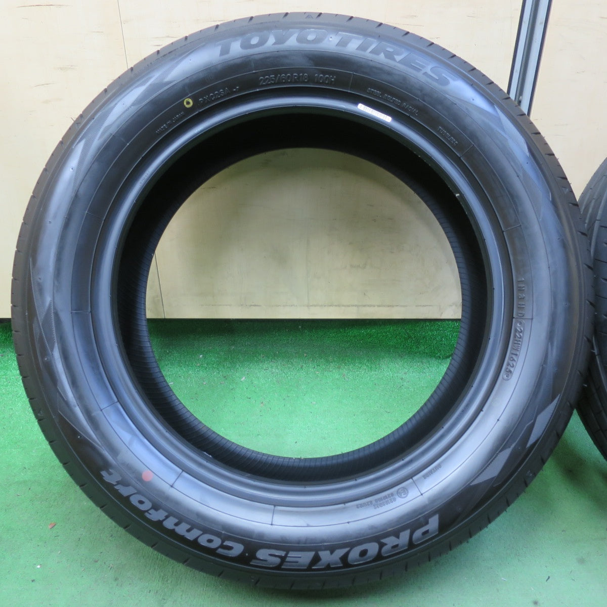 新車外し!25年★225/60R18 トーヨー プロクセス Comfort コンフォート 18インチ タイヤ 40系 アルファード ハリアー RAV4 等★5063008イノタ