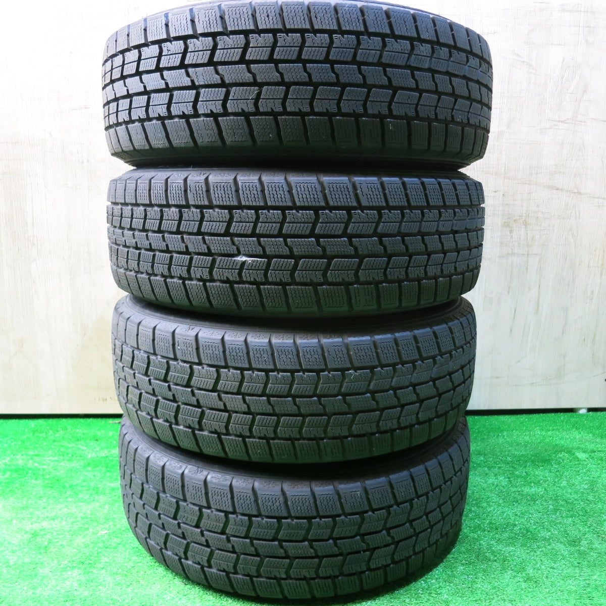 バリ溝!21年!キレイ!8.5分★シエンタ 等 185/60R15 スタッドレス グッドイヤー アイスナビ7 D.O.S. DOS 15インチ PCD100/5H★5113023HAス