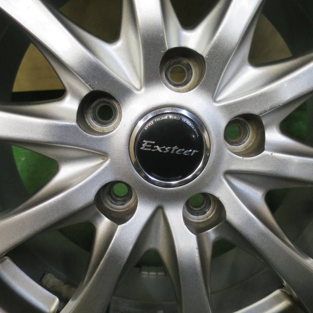 バリ溝!キレイ!9分★スタッドレス 205/60R16 ヨコハマ アイスガード iG50 プラス Exsteer エクスター 16インチ PCD114.3/5H★5092505TTス