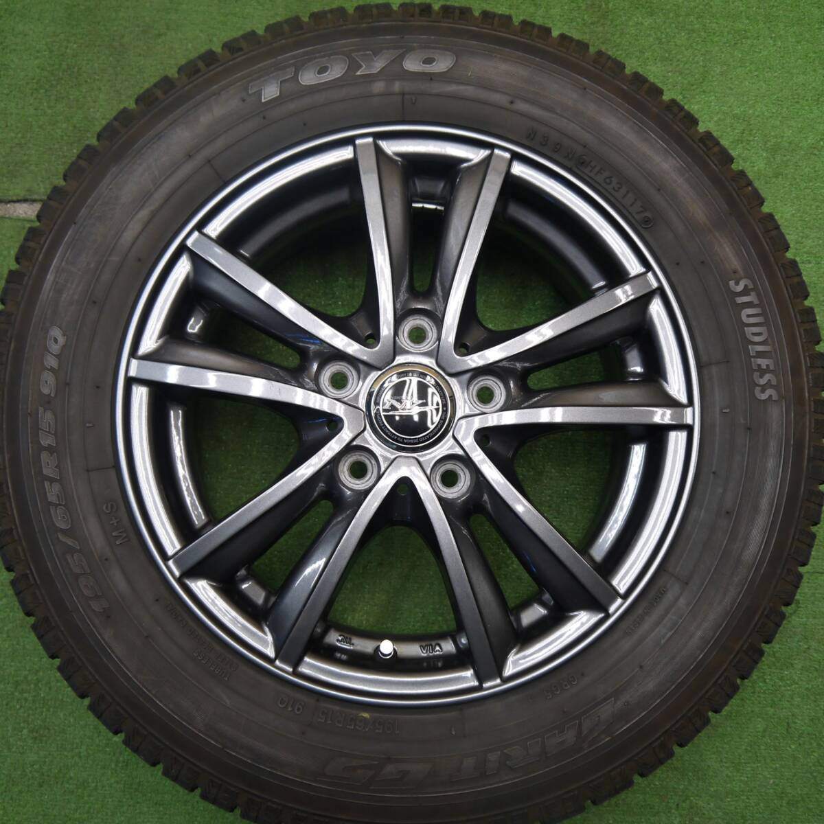 バリ溝!キレイ!9分★スタッドレス 195/65R15 トーヨー ガリット G5 NIRVANA NV ニルバーナ ニルヴァーナ 15インチ PCD114.3/5H★5033102Hス