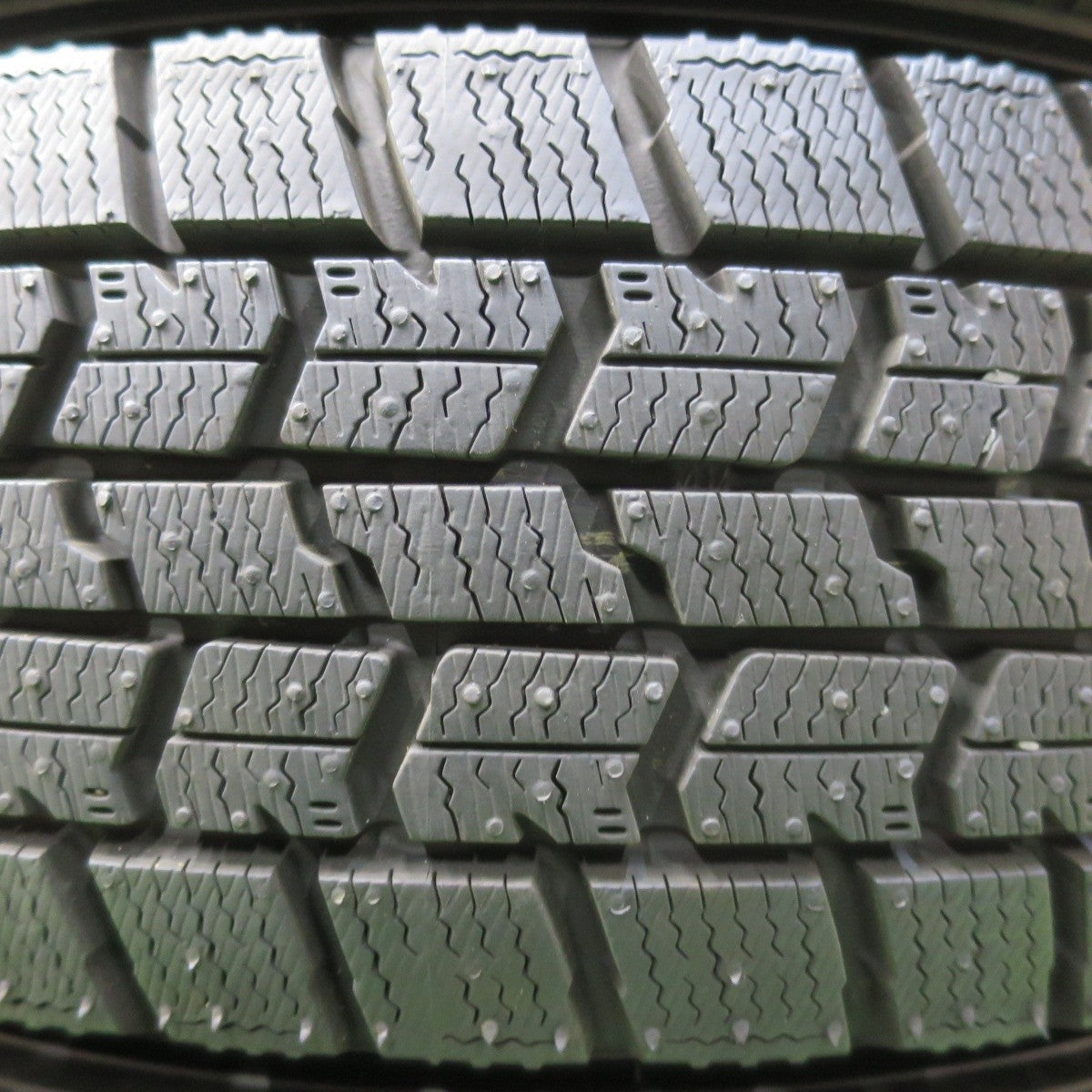 超バリ溝!22年!キレイ!ほぼ10分★スタッドレス 155/65R14 グッドイヤー アイスナビ7 ravrion RS01 ラブリオン 14インチ PCD100/4H★5021113イス