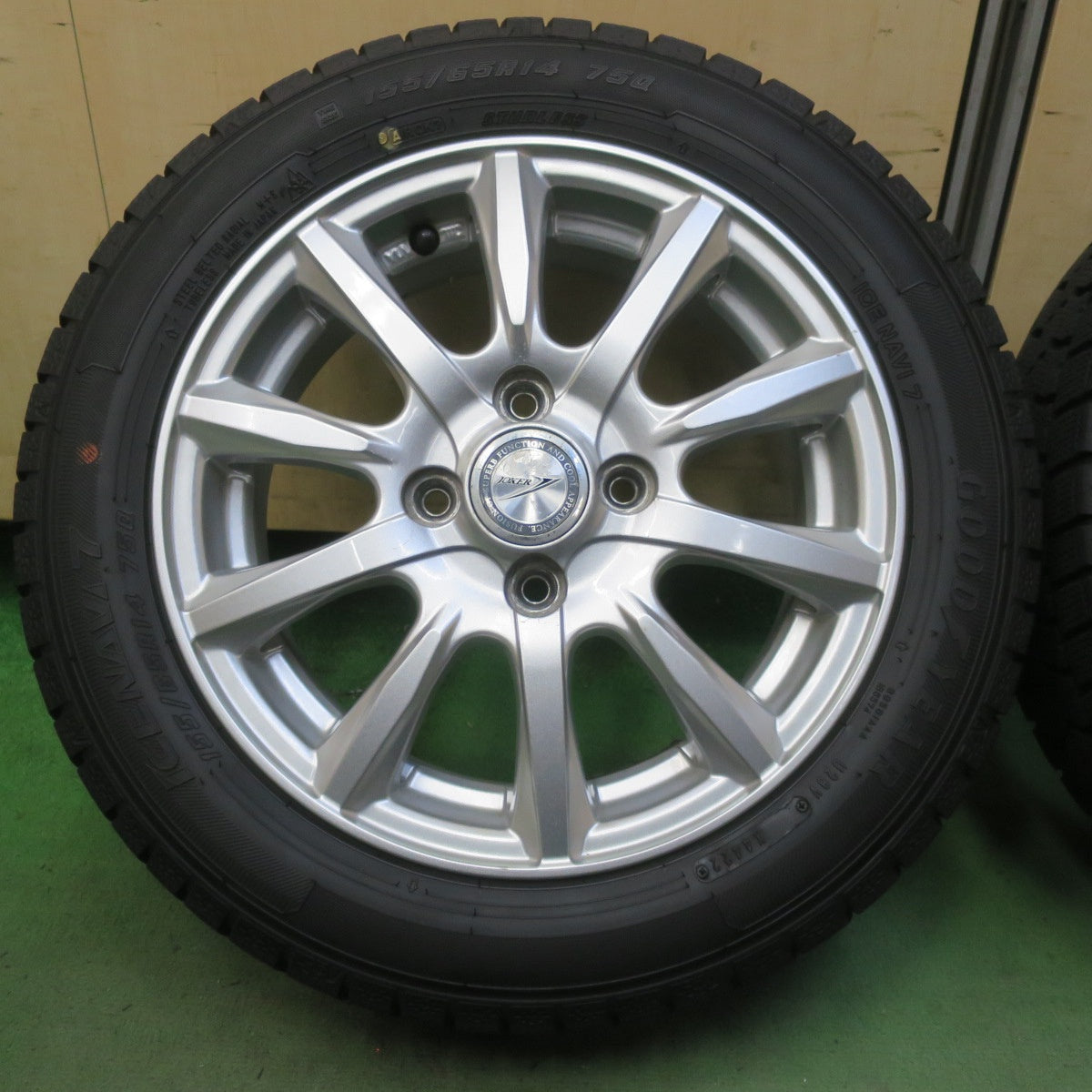 バリ溝!22年!9分◎スタッドレス 155/65R14 グッドイヤー アイスナビ7 JOKER ジョーカー 14インチ PCD100/4H◎6102011イス