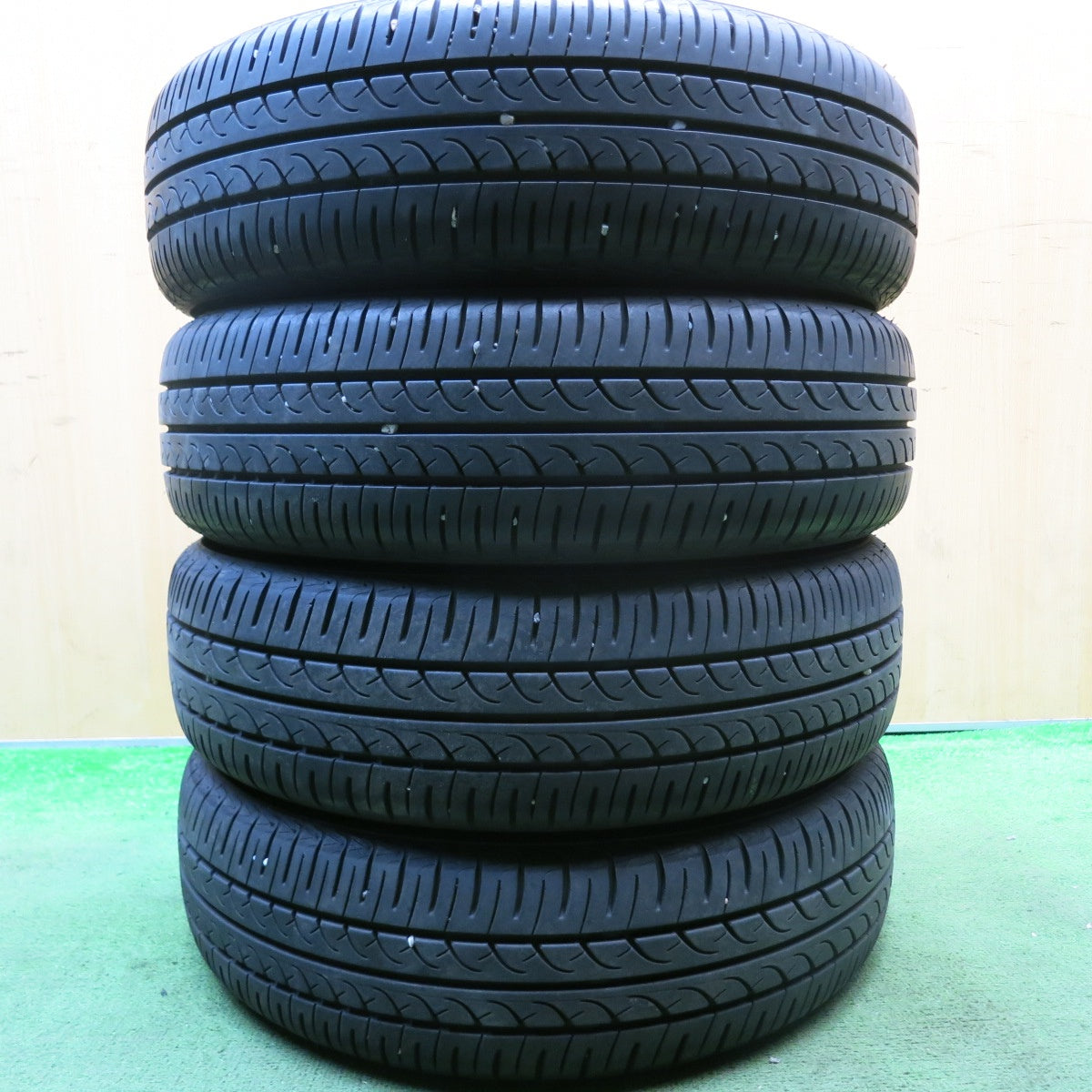バリ溝!22年!8.5分★スズキ ハスラー 純正 165/60R15 ヨコハマ ブルーアース AE01 15インチ PCD100/4H★5083101HAノ