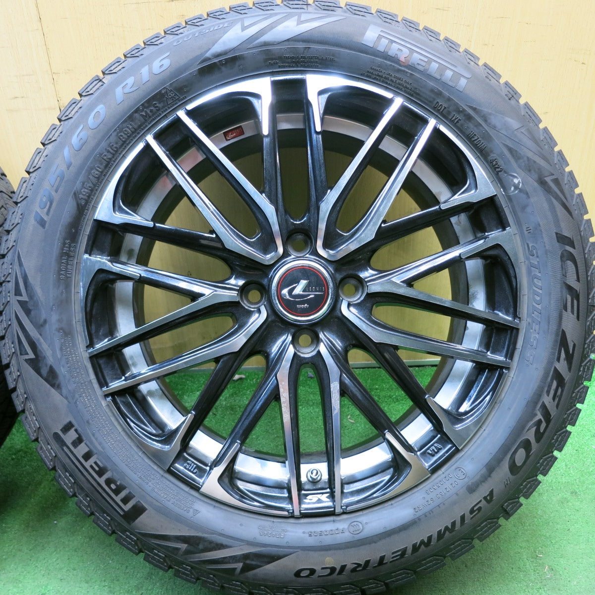 バリ溝!22年!9分★LEONIS SK 195/60R16 スタッドレス ピレリ アイスゼロ アシンメトリコ レオニス 16インチ PCD100/4H★5092108HAス