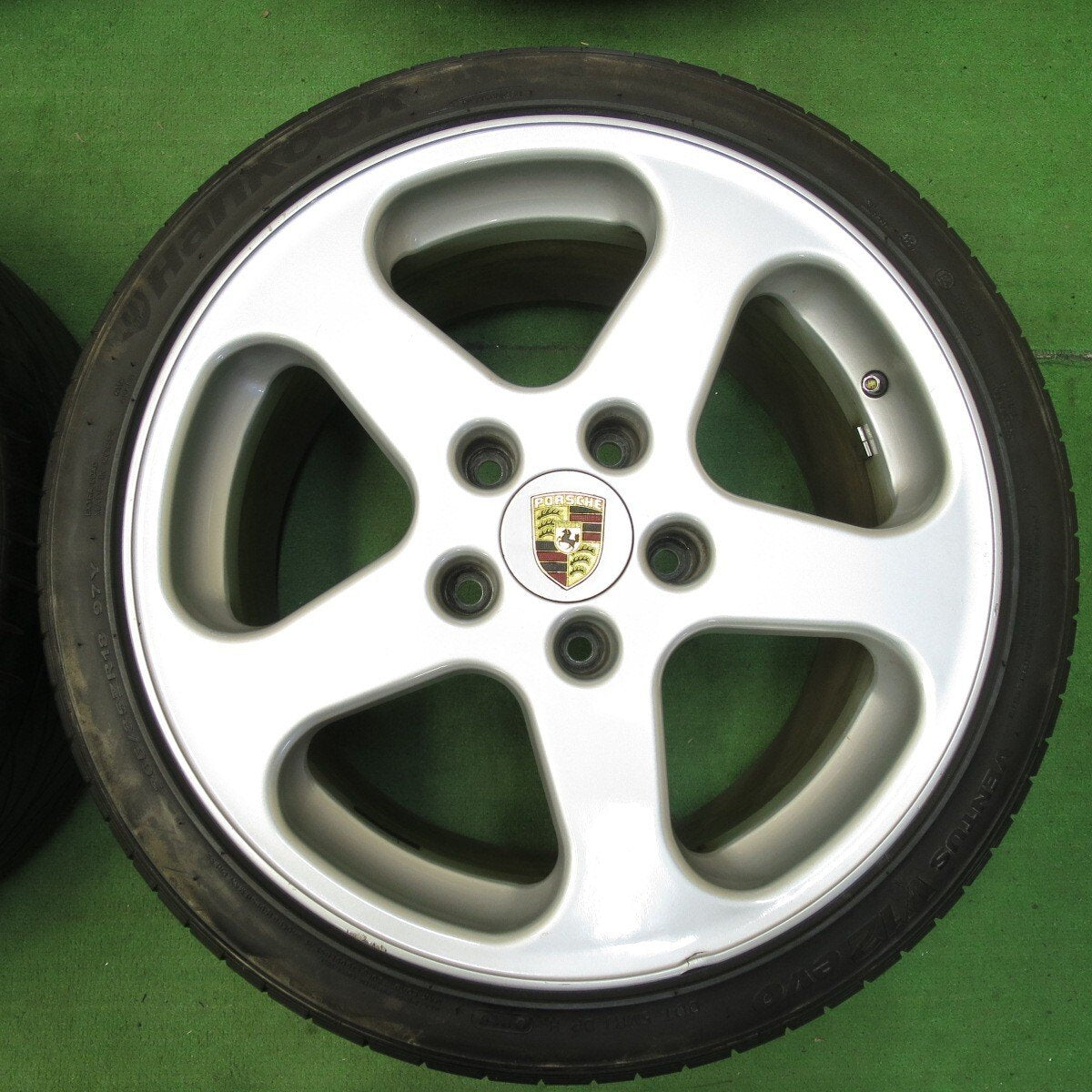4本価格★ポルシェ等 O・Z RUF 235/40R18 265/35R18 ATR SPORT アキレス ハンコック ベンタス V12 evo PCD130/5H★4112701イノ
