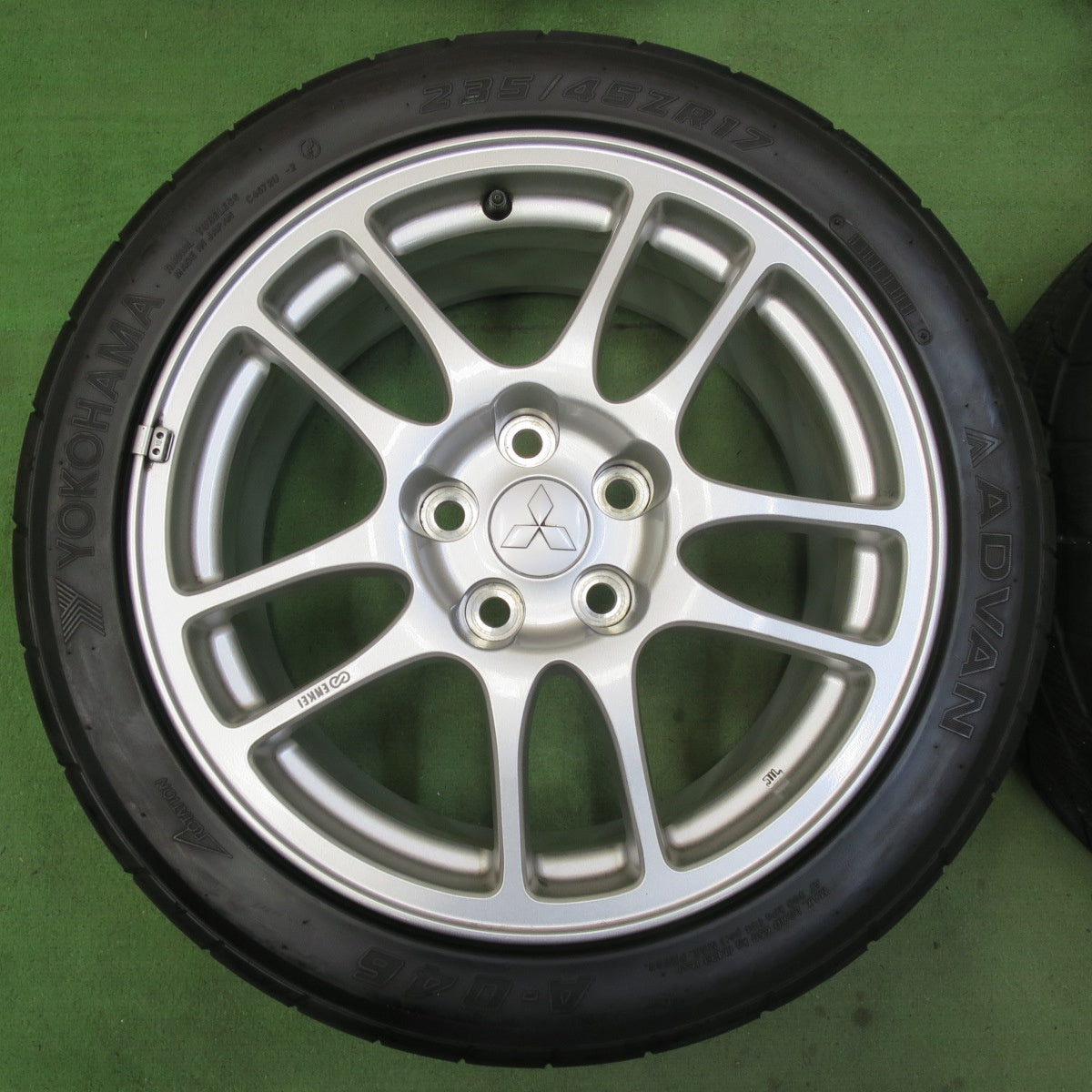 キレイ★三菱 ランエボ 純正 ENKEI 235/45R17 ヨコハマ アドバン A-046 エンケイ ランサーエボリューション PCD114.3/5H★5082307イノ