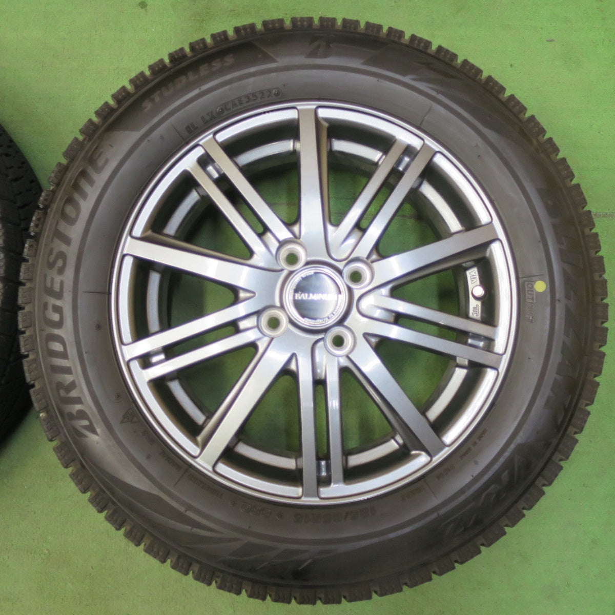 バリ溝!22年!キレイ!8.5分★スタッドレス 185/65R15 ブリヂストン ブリザック VRX2 BALMINUM バルミナ 15インチ PCD100/4H★5051512イス