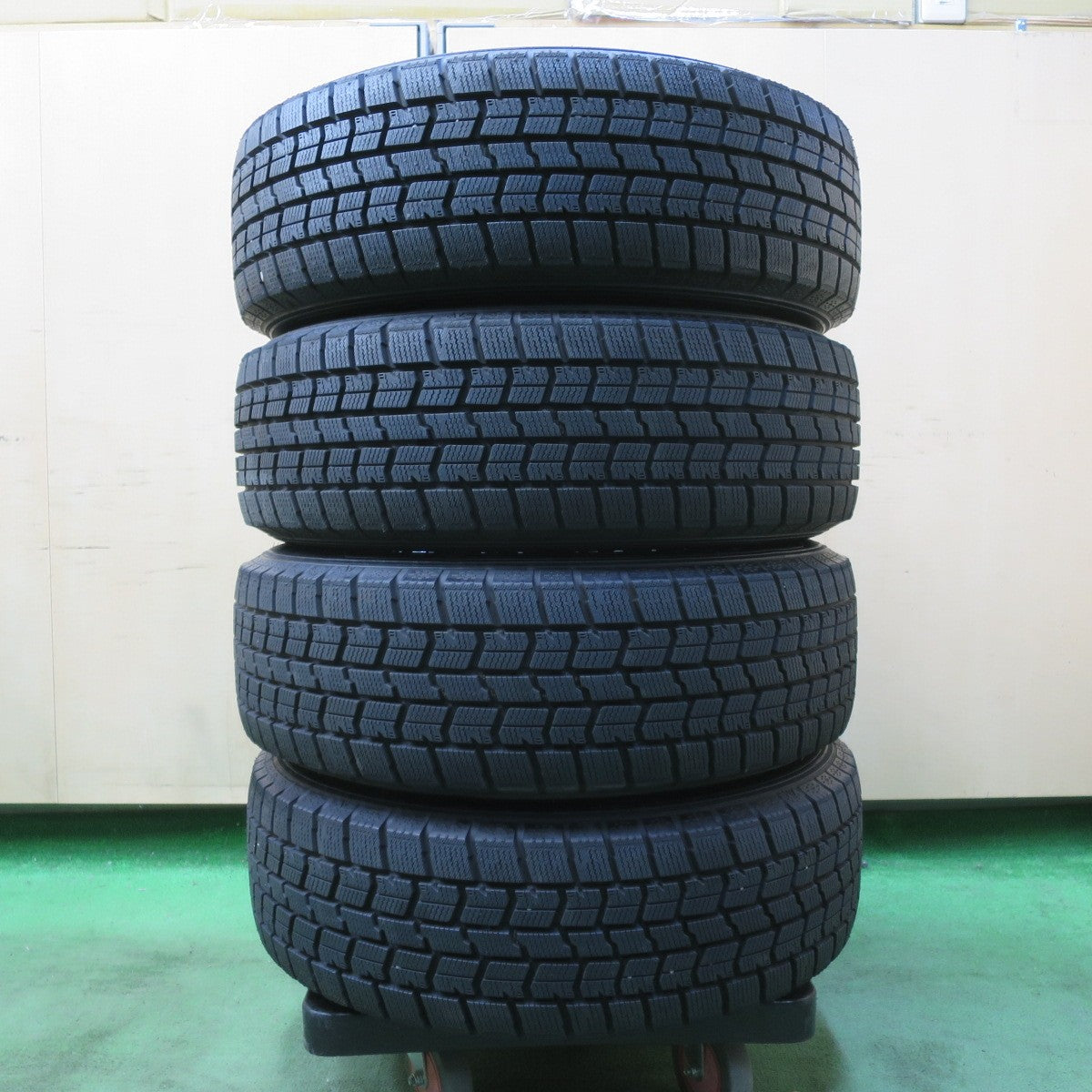 タイヤほぼ未使用!22年!キレイ★スタッドレス 185/65R15 グッドイヤー アイスナビ7 QRASIZ KOSEI クレイシズ 光生 コーセイ 15インチ PCD100/4H★5043002イス
