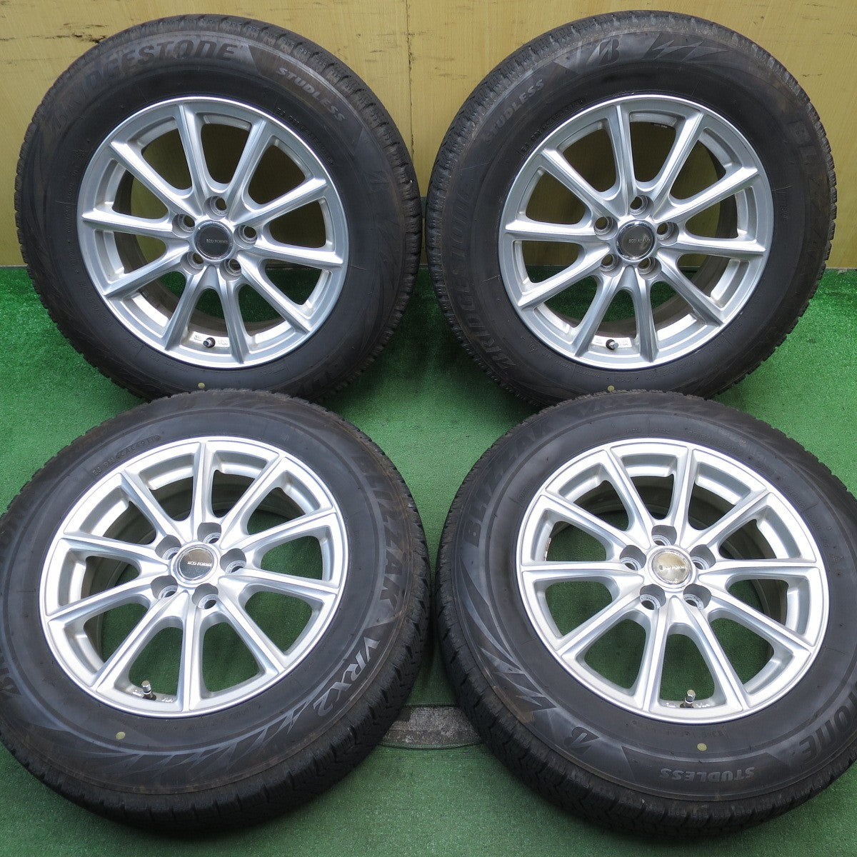キレイ★プリウス 等 195/65R15 スタッドレス ブリヂストン ブリザック VRX2 ECO FORME エコフォルム 15インチ PCD100/5H★5062108NJス
