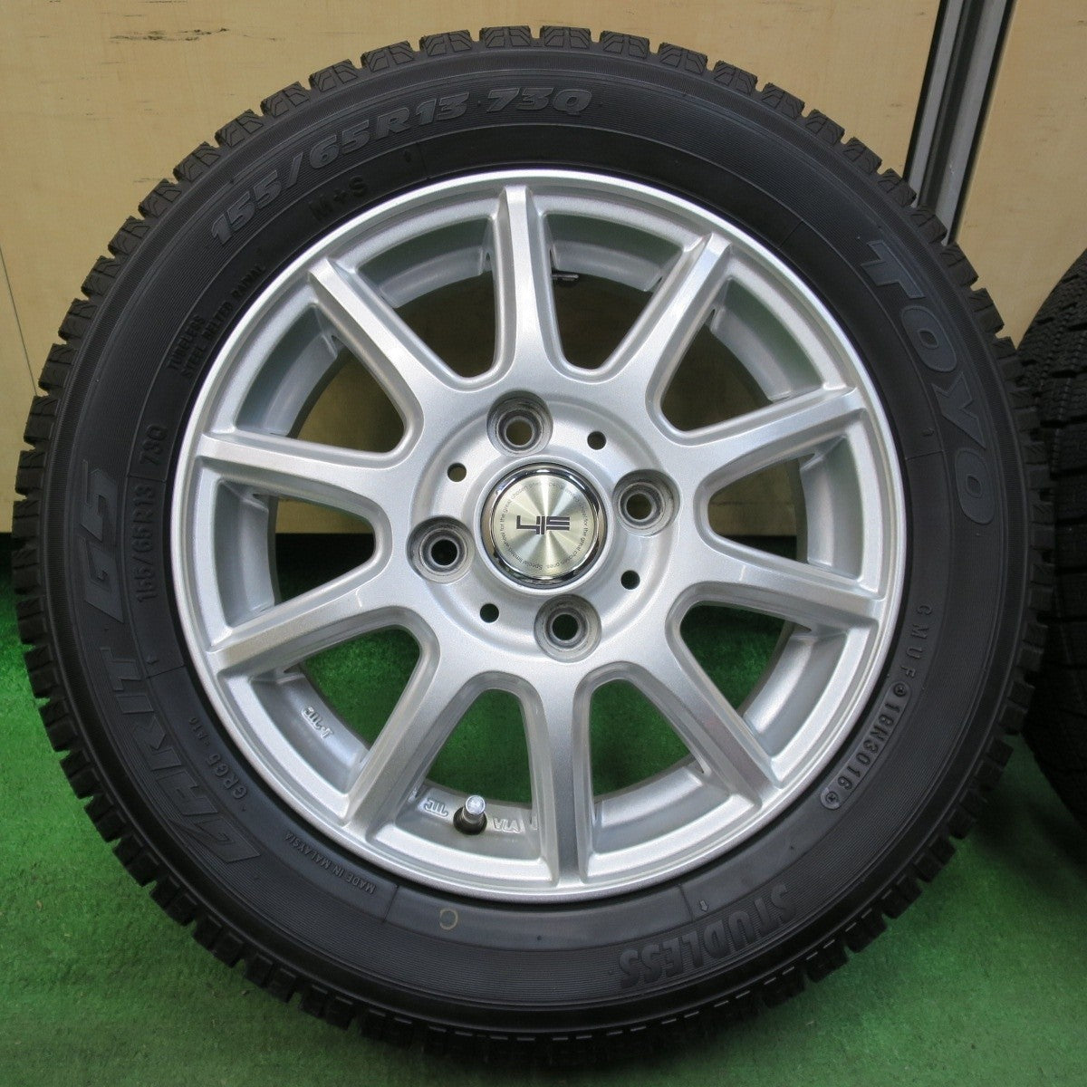 バリ溝!キレイ!9.5分★スタッドレス 155/65R13 トーヨー ガリット G5 sih 社外 アルミ 13インチ PCD100/4H★5012710イス
