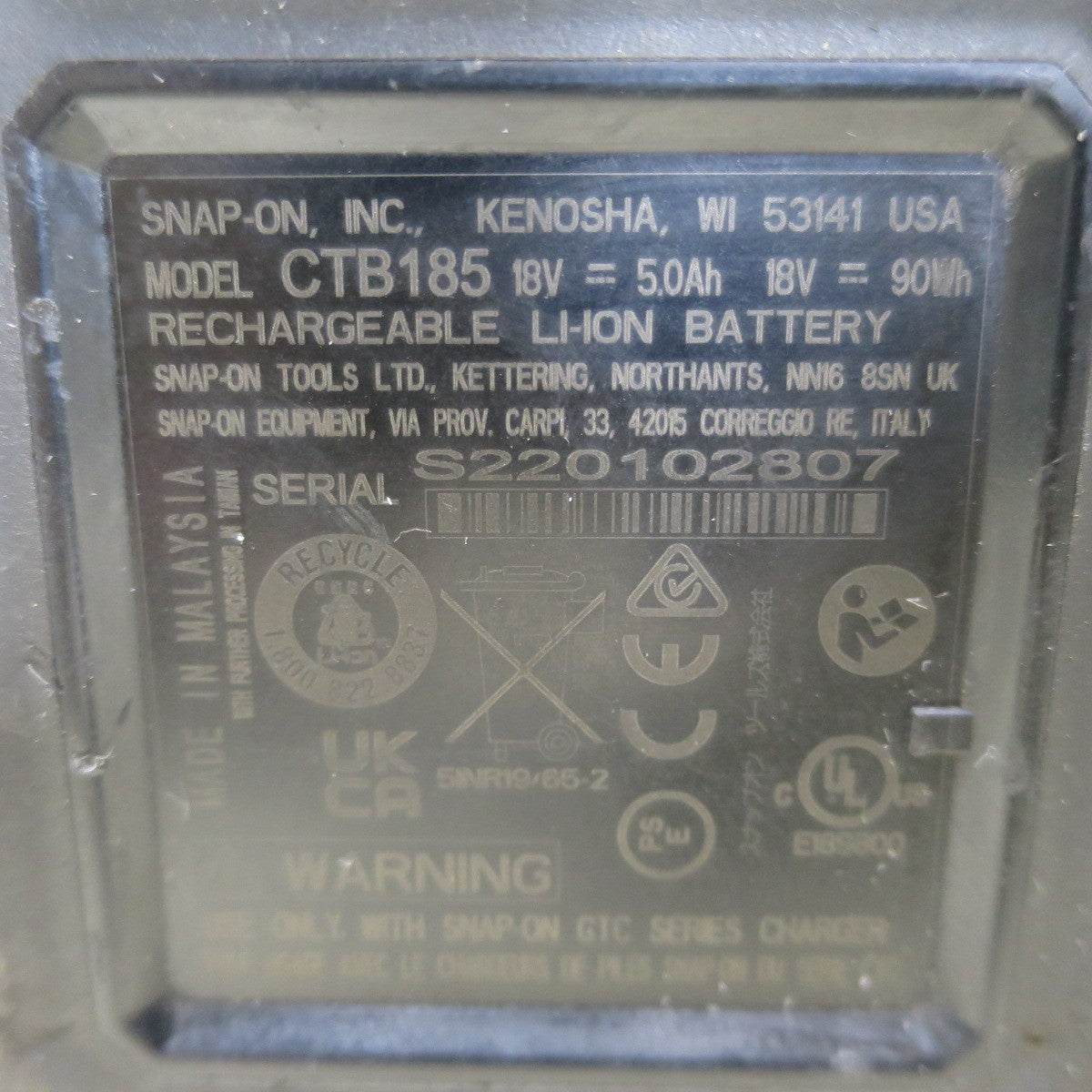 ☆Snap-on スナップオン 充電式 インパクトレンチ CT9080 電動 工具 コードレス 18V バッテリー CTB185 充電器 CTC131☆