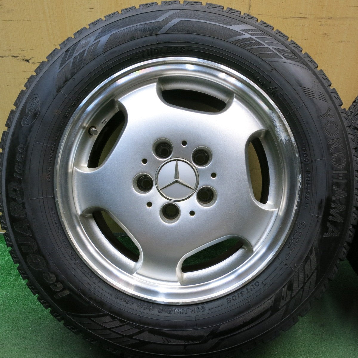バリ溝!21年!9.5分★ベンツ 純正 タイプ 205/65R15 スタッドレス ヨコハマ アイスガード iG60 社外 アルミ 15インチ PCD112/5H★5092710HAス
