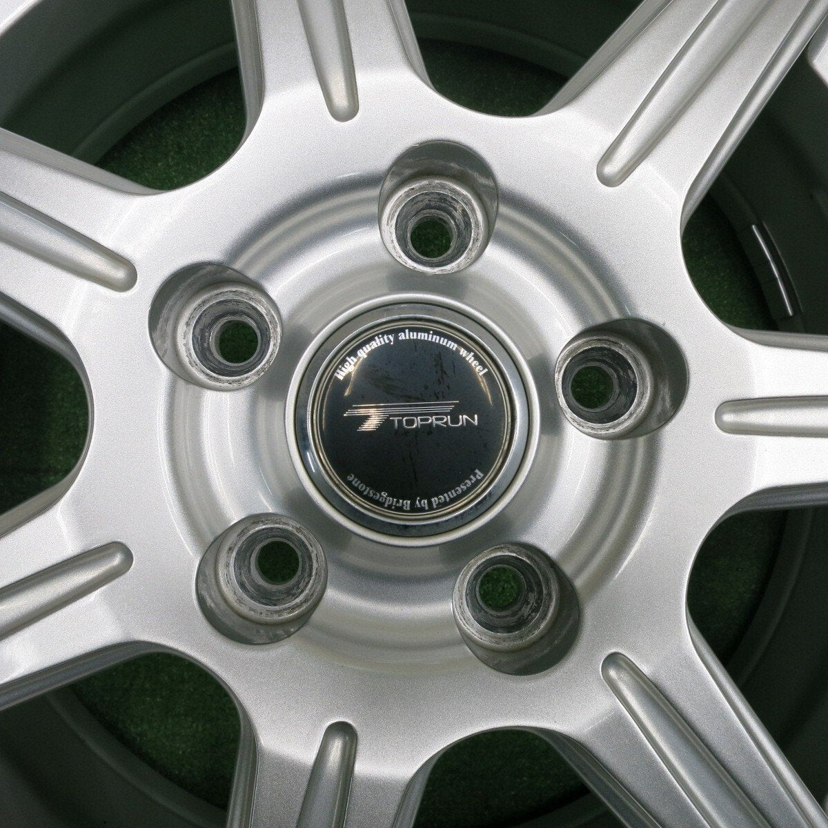 バリ溝!21年!キレイ!9.5分★スタッドレス 205/60R16 ヨコハマ アイスガード iG70 TOPRUN トップラン 16インチ PCD114.3/5H★4110902NJス