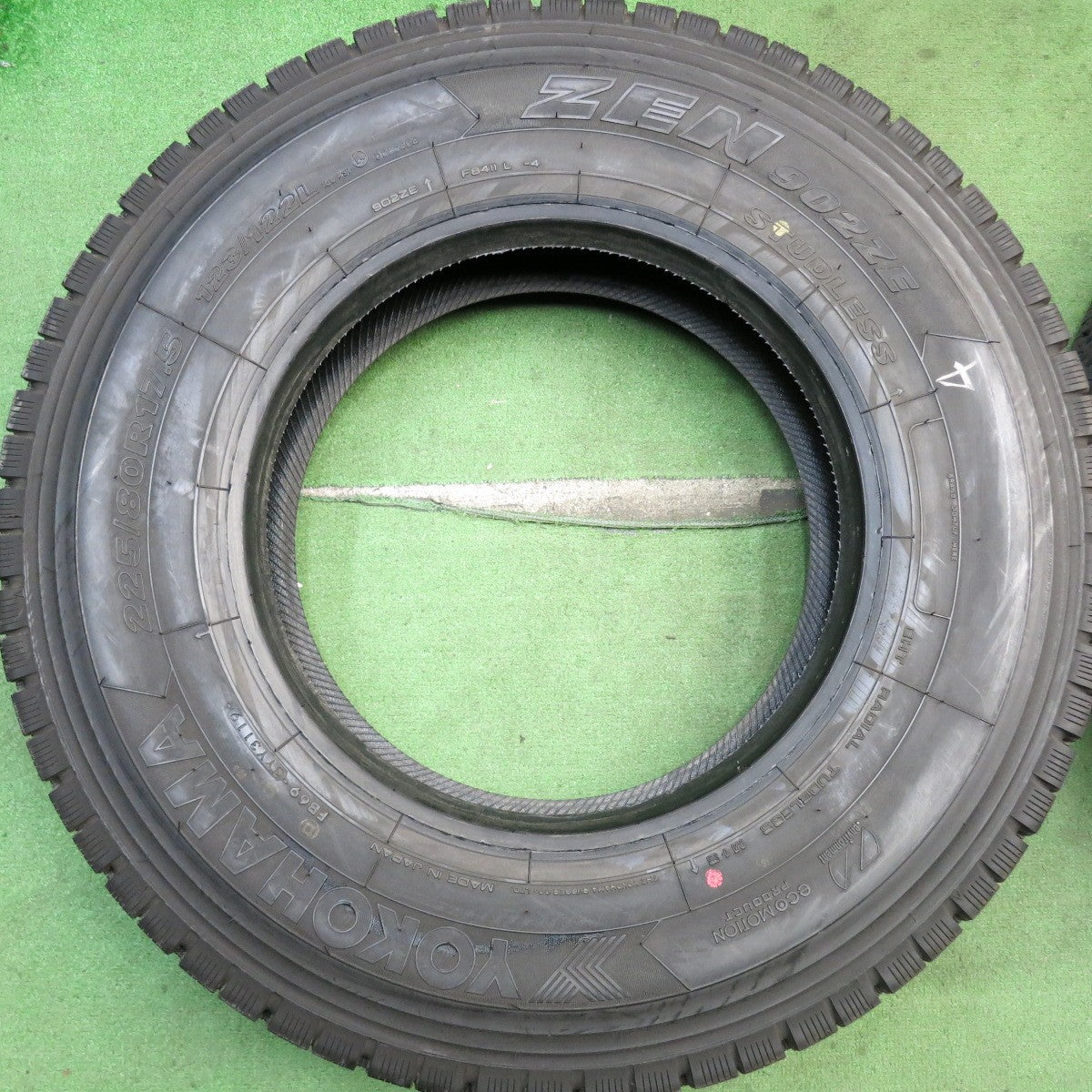バリ溝!9分!6本★トラック タイヤ 225/80R17.5 123/122L スタッドレス ヨコハマ ZEN 902ZE 17.5インチ★5090601HAスタ