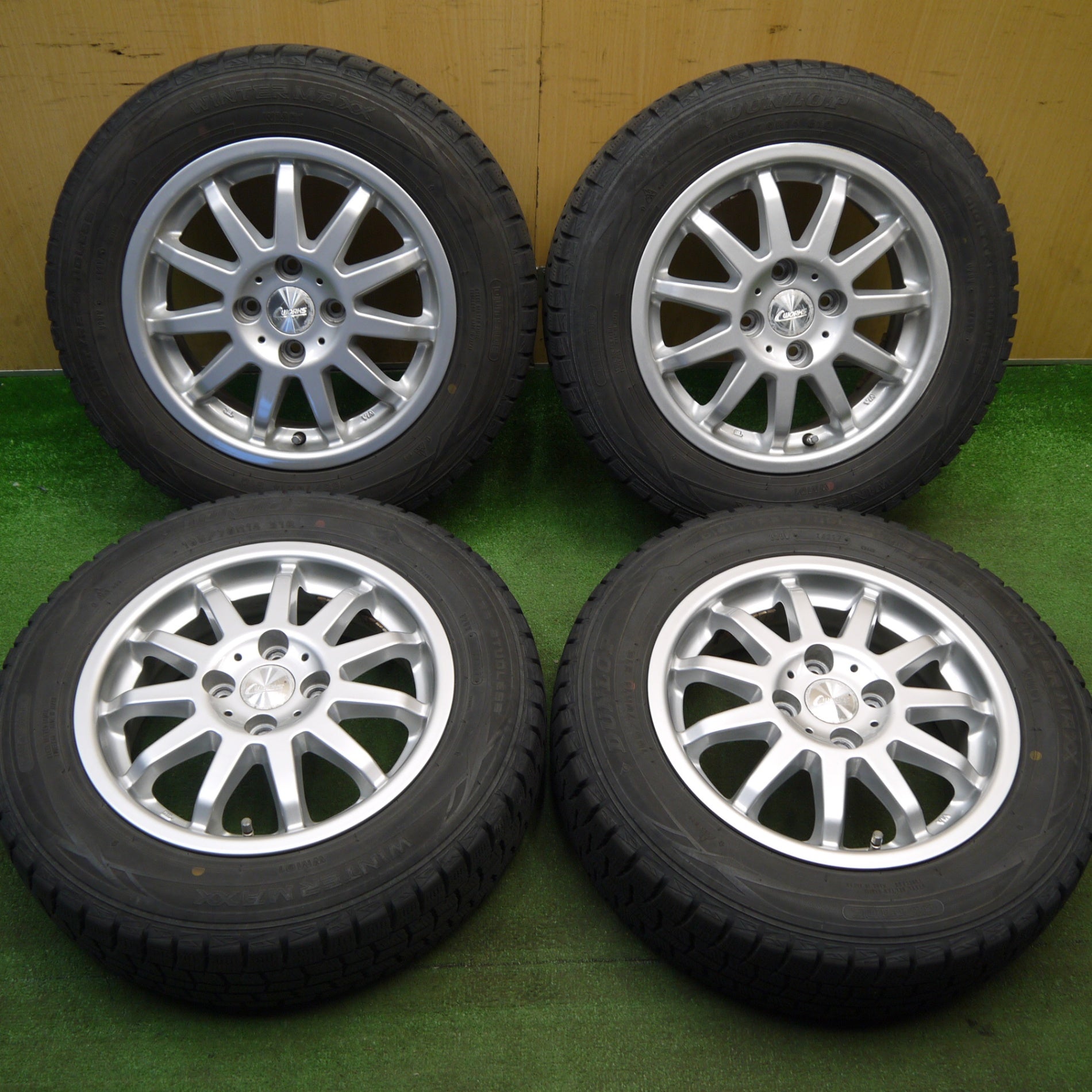 キレイ☆ワーゲン up! 等 165/70R14 スタッドレス ダンロップ 