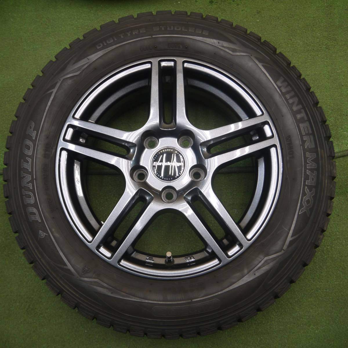 バリ溝!キレイ!9.5分★ワーゲン等 Eurodesign 195/65R15 スタッドレス ダンロップ WM01 PCD112/5H★4021001ナス