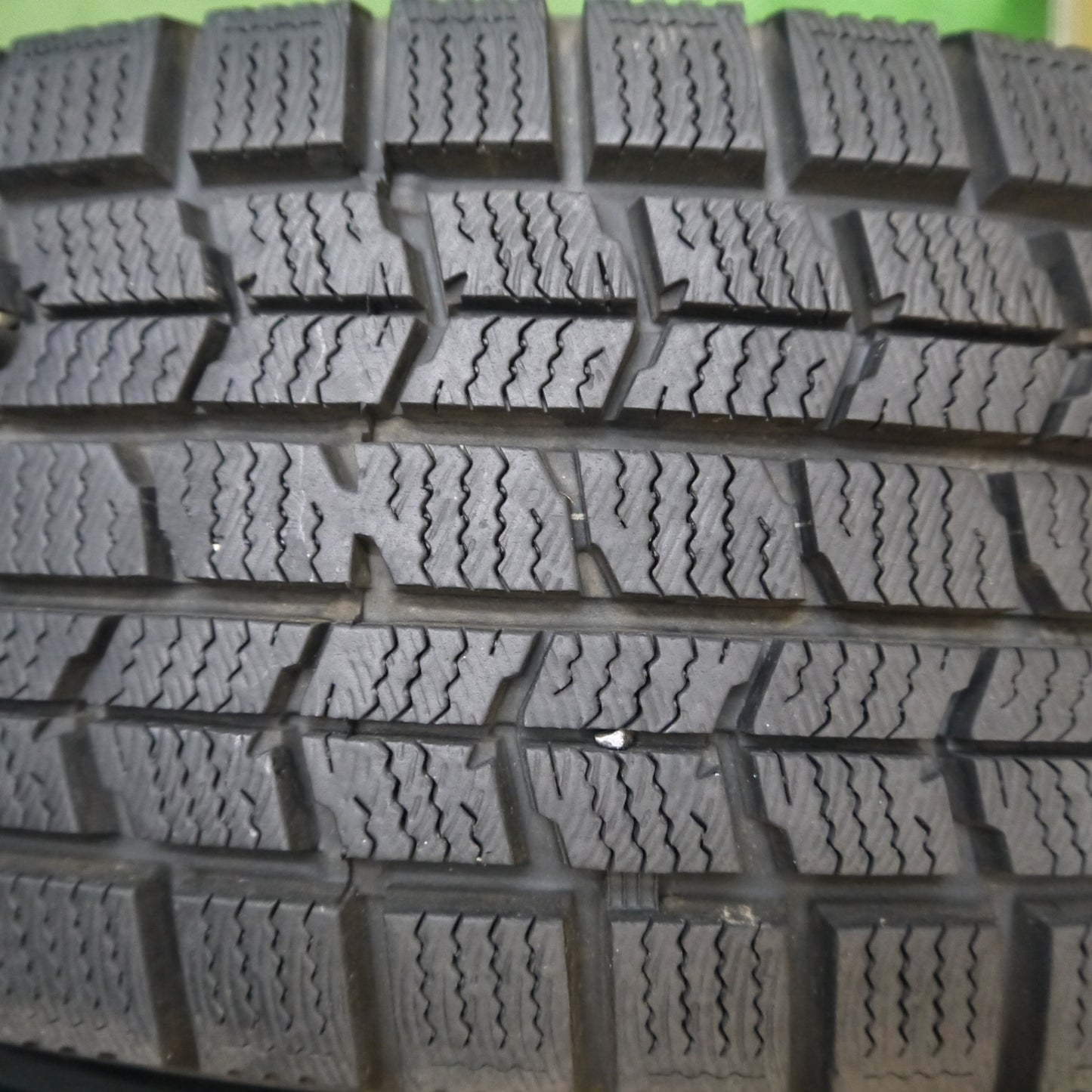 超バリ溝!キレイ!9.5分以上★スタッドレス 185/70R14 ダンロップ DSX-2 JOKER ジョーカー 14インチ PCD100/4H★5081201Hス