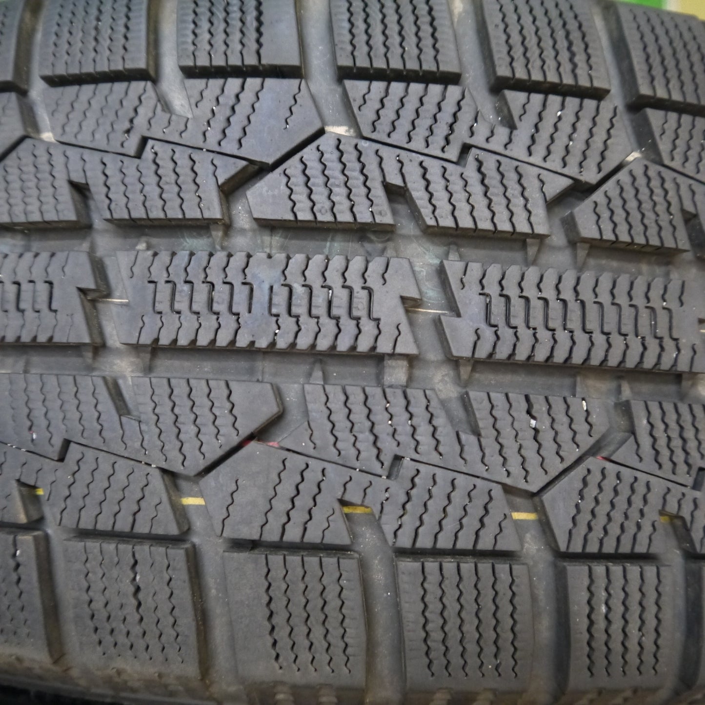 バリ溝!22年!キレイ!9.5分以上★MINI ミニ クーパー 等 BORBET 195/55R16 スタッドレス トーヨー オブザーブ ガリット GIZ ボルベット 16インチ PCD112/5H★5060405Hス
