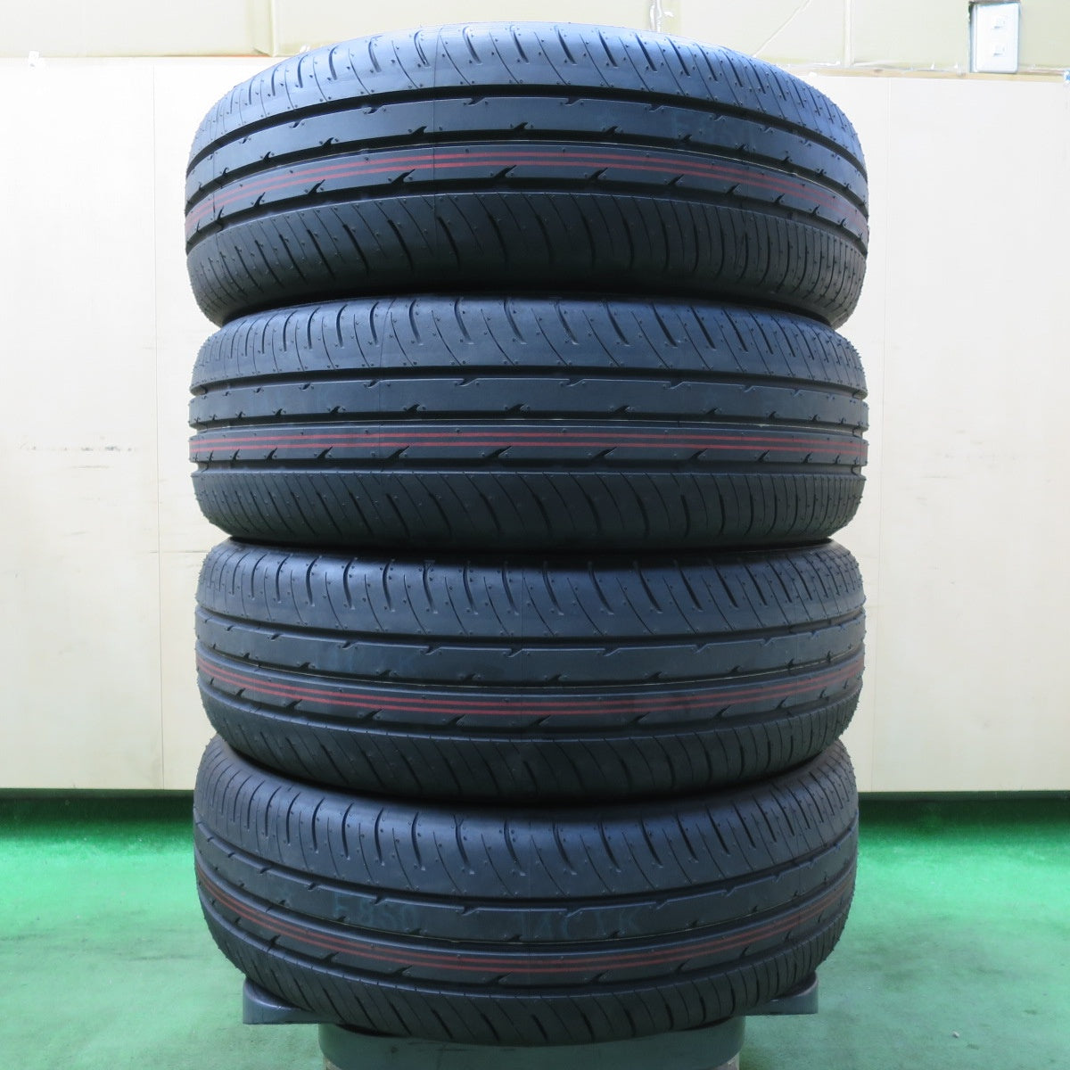 中古タイヤ185/65R15 シエンタ、フリード、デミオ、ノートなどに