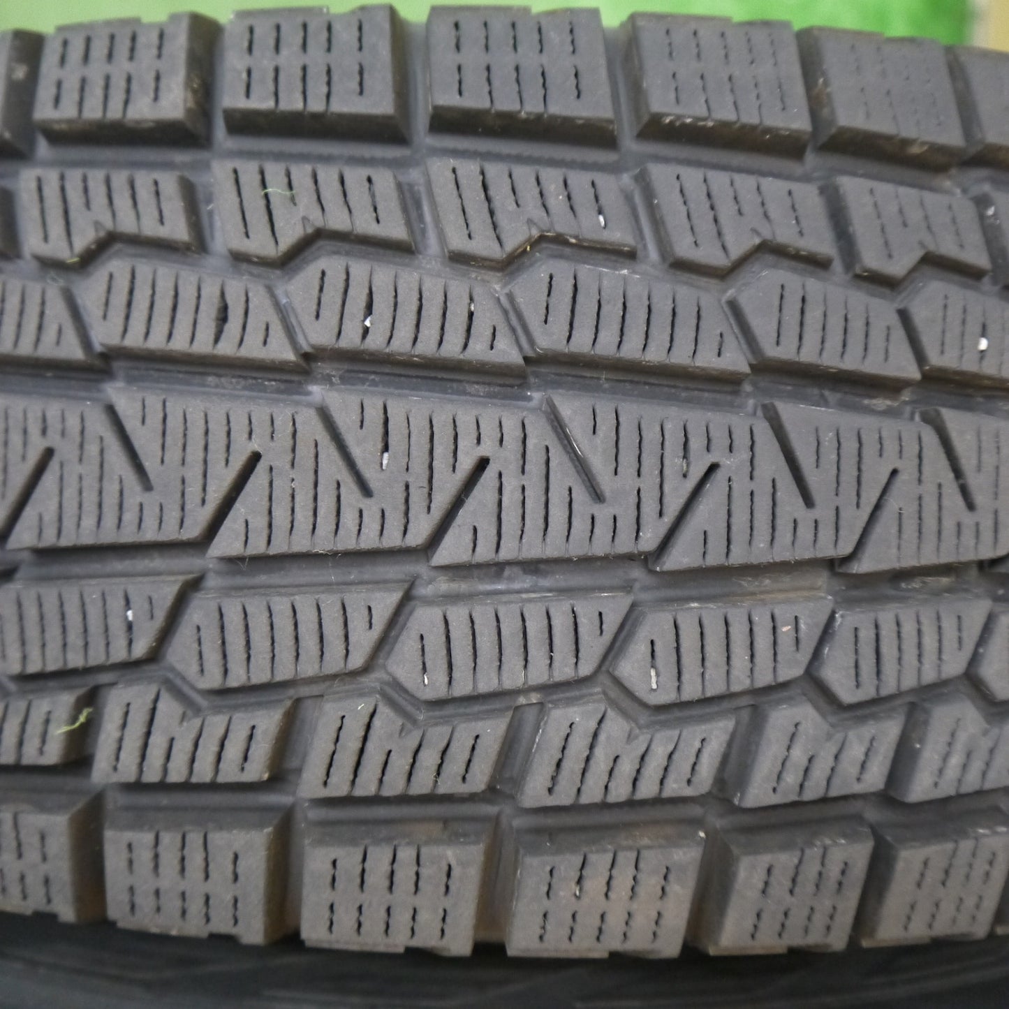 バリ溝!22年!キレイ!9分★ジムニー シエラ 等 195/80R15 スタッドレス ヨコハマ アイスガード G075 Ripresa S2 リプレーザ 15インチ PCD139.7/5H★5060603Hス