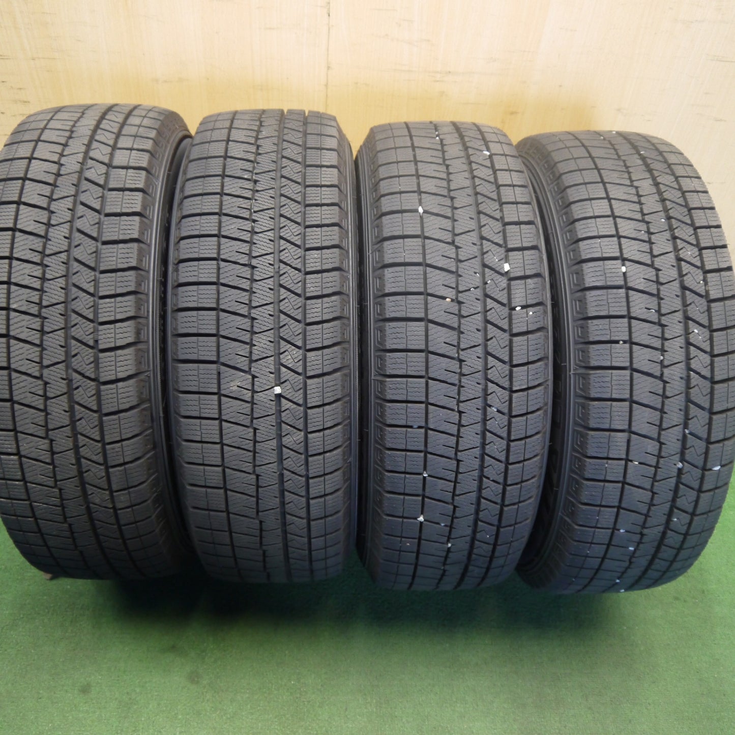 バリ溝!25年!キレイ!9.5分以上◎スタッドレス 205/60R16 ダンロップ ウインターマックス 03 MANARAY SPORT マナレイ スポーツ 16インチ PCD114.3/5H◎6081007Hス