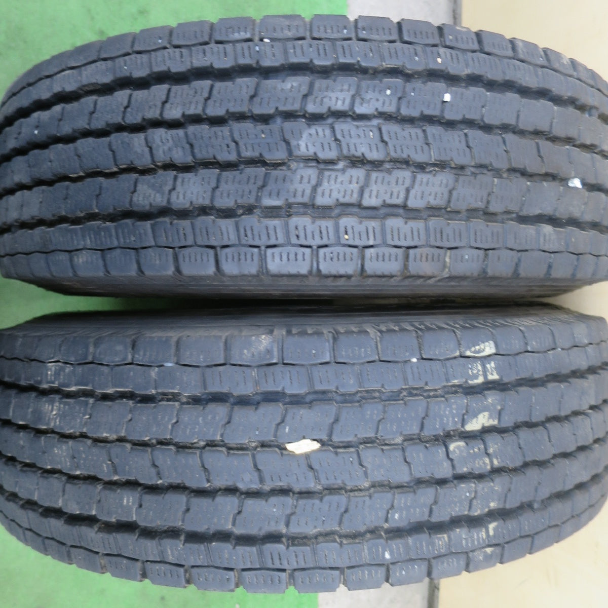 バリ溝!キレイ!8.5分!2本★スタッドレス 195/75R15 109/107L 12PR ヨコハマ アイスガード iG91 スチール ホイール 15インチ PCD139.7/6H★6013101ナス