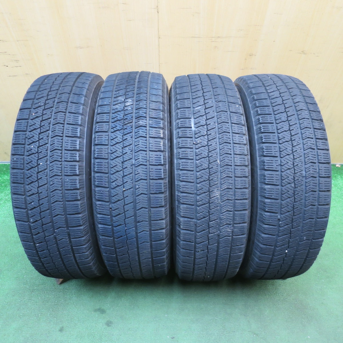 キレイ◎スタッドレス 185/65R15 ブリヂストン ブリザック VRX2 ECO FORME エコフォルム 15インチ PCD100/4H◎6072204NJス
