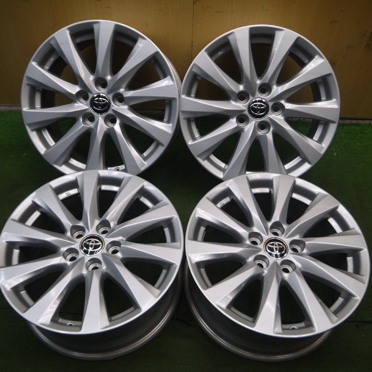 新車外し★トヨタ 70系 カムリ 純正 ホイール 17インチ 17×7.5J PCD114.3/5H★3100605Hホ