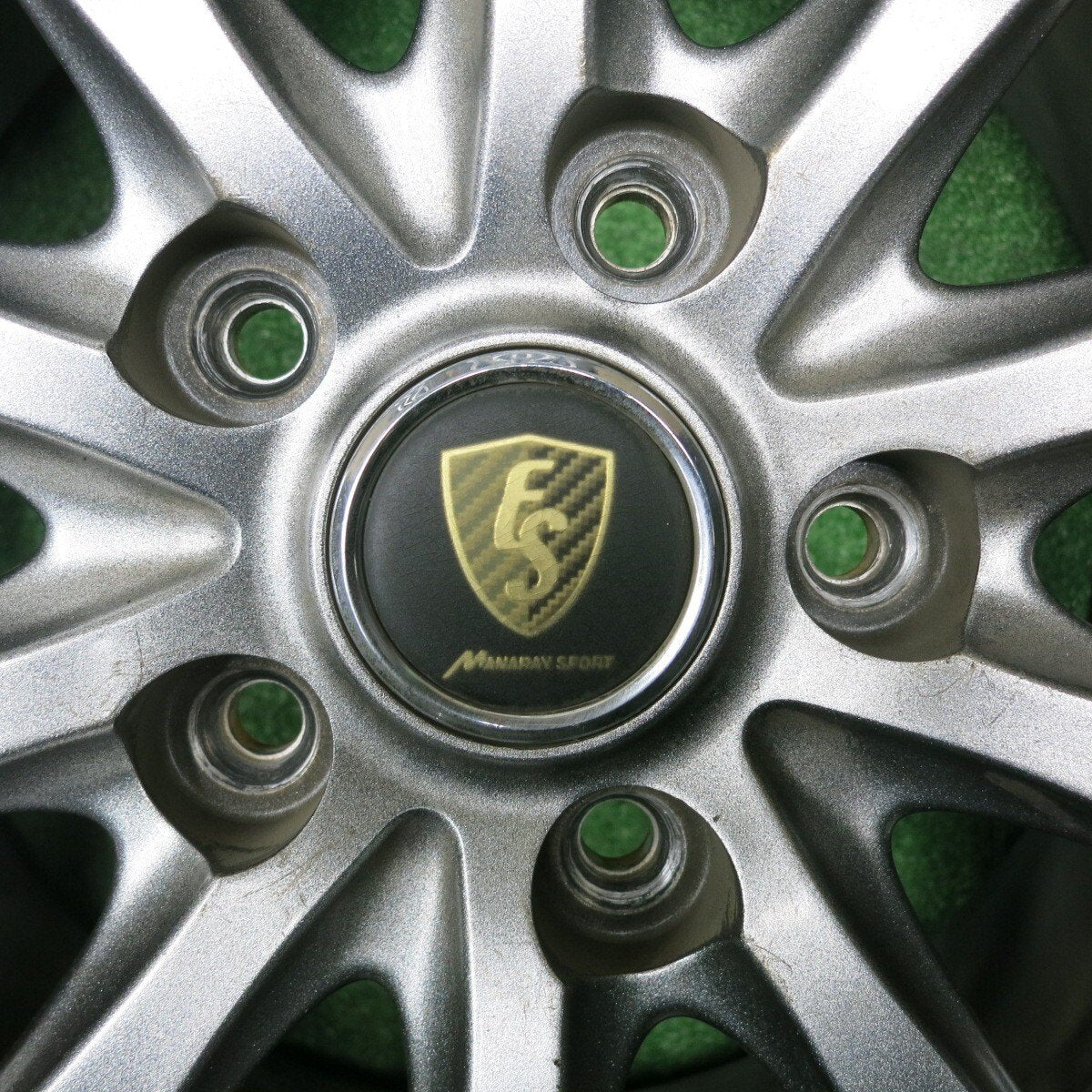 キレイ★スタッドレス 215/60R16 ダンロップ ウインターマックス WM01 MANARAY SPORT マナレイ 16インチ PCD114.3/5H★4121405NJス