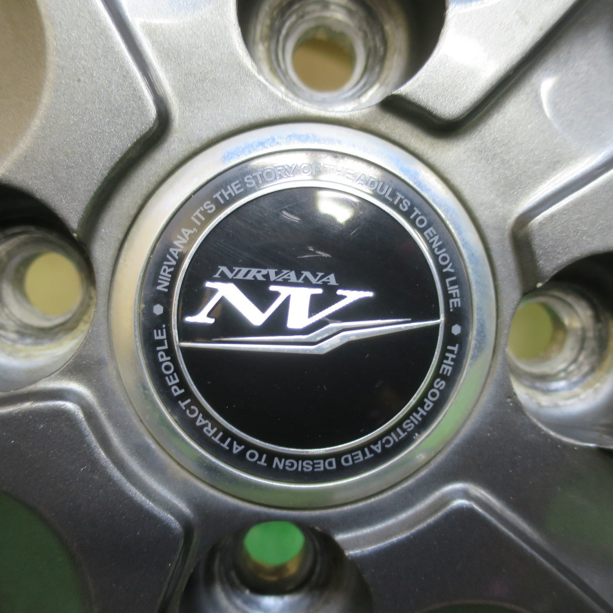バリ溝!21年!8.5分★スタッドレス 145/80R13 ブリヂストン ブリザック VRX2 NIRVANA NV ニルヴァーナ ニルバーナ 13インチ PCD100/4H★5092008イス