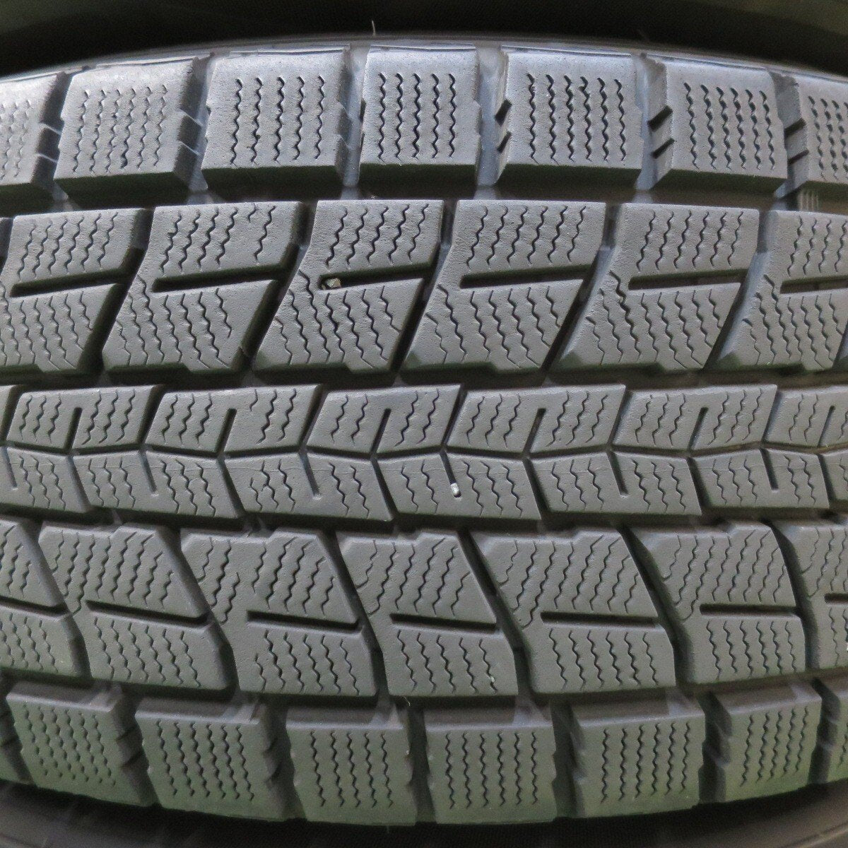 バリ溝!22年!キレイ!9.5分★KEELER 265/65R17 スタッドレス ダンロップ ウインターマックス SJ8 キーラー 17インチ PCD139.7/6H★5022303IMス