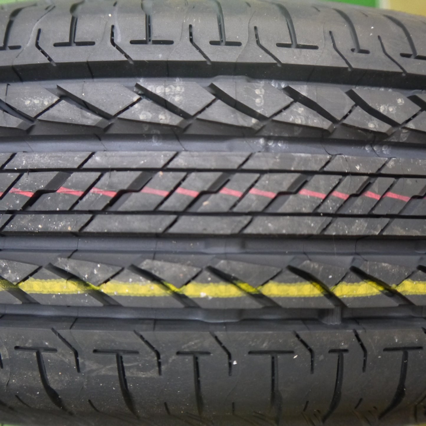 未使用!25年!1本★ジムニー 等 175/80R16 ブリヂストン デューラー H/L 852 DUELER 背面 タイヤ スペア 16インチ★6010510Hノタ