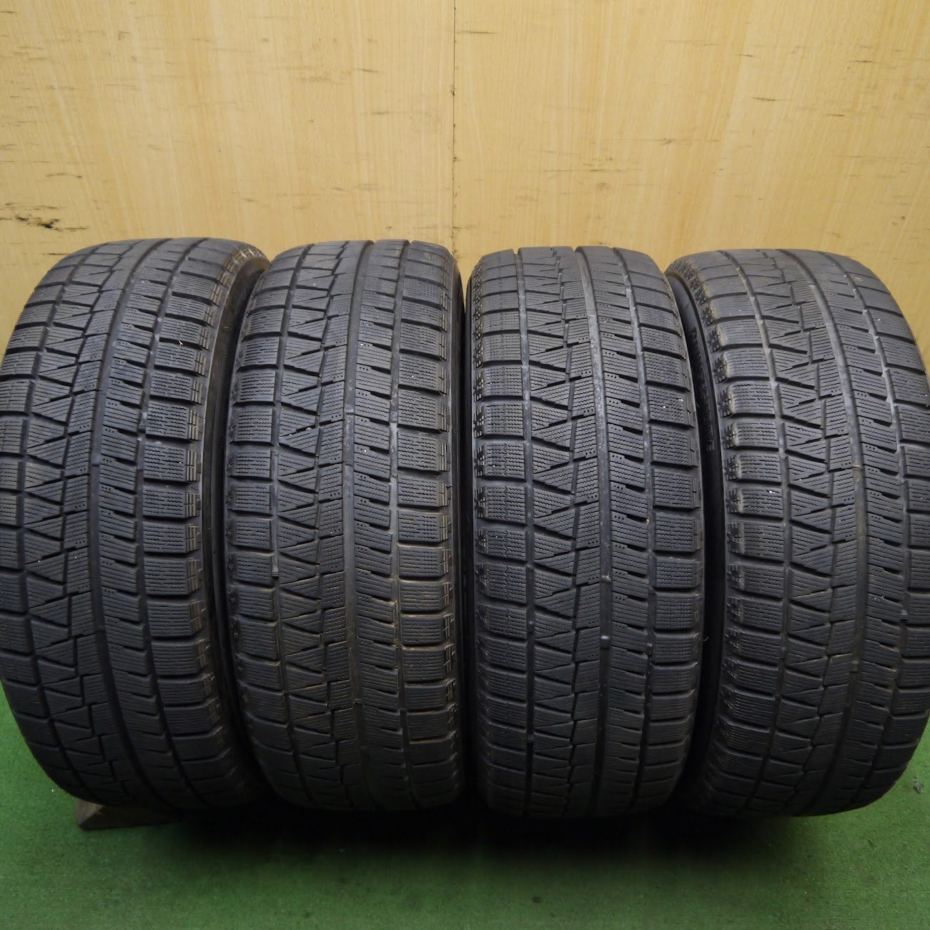 4本価格★スバル レガシィ 純正 215/45R17 スタッドレス ブリヂストン アイスパートナー2 17インチ PCD100★3110807TNス