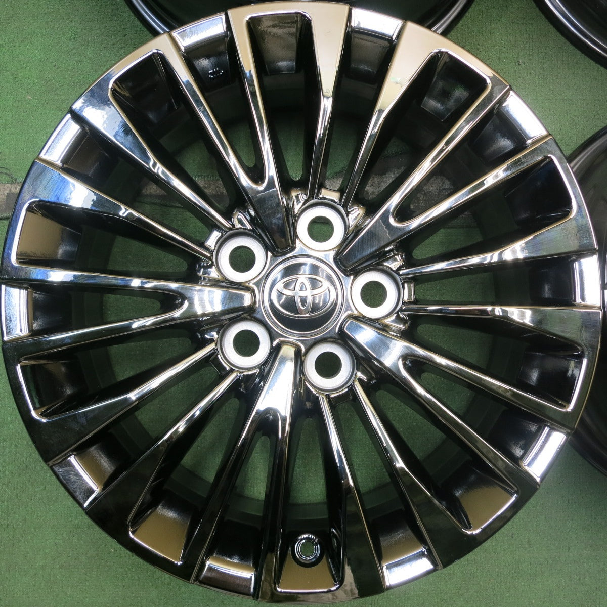 新車外し★トヨタ 40系 アルファード エグゼクティブラウンジ 純正 ホイール 17インチ 17×6.5J PCD120/5H★5092505HAホ