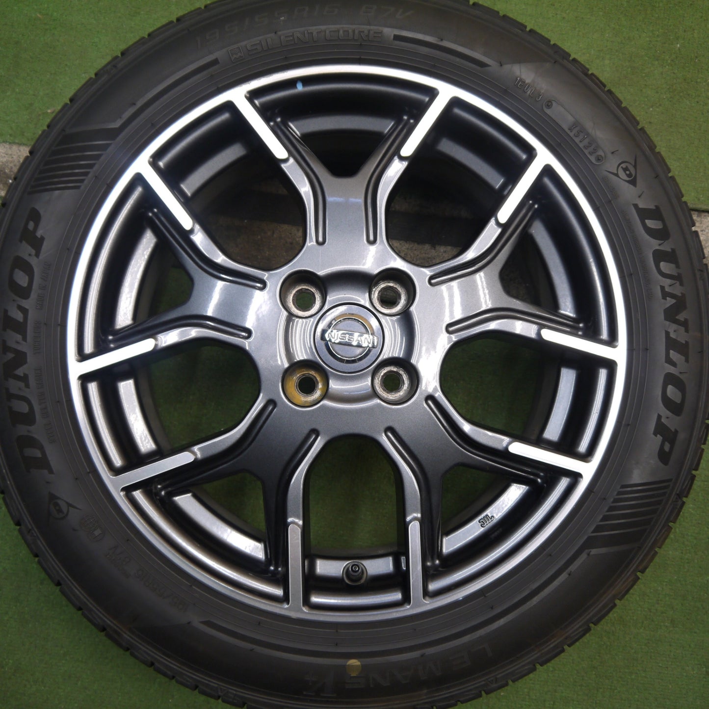 バリ溝!22年!キレイ!9.5分★日産 E12 ノート ニスモ 純正 ENKEI 195/55R16 ダンロップ LE MANS V+ 16インチ エンケイ PCD100/4H★5092909Hノ