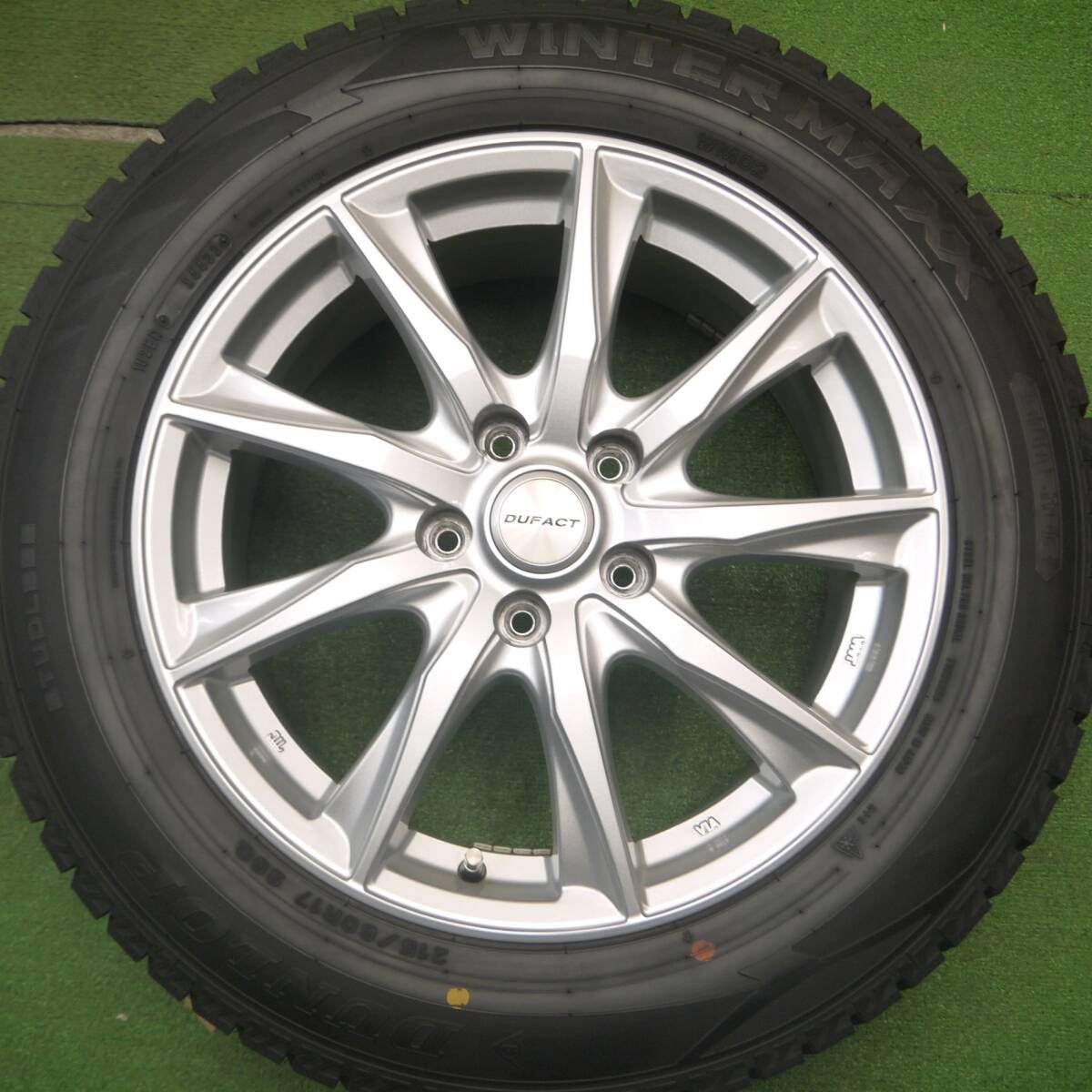 バリ溝!22年!キレイ!9.5分★スタッドレス 215/60R17 ダンロップ ウインターマックス WM02 DUFACT デュファクト 17インチ PCD114.3/5H★5020516Hス