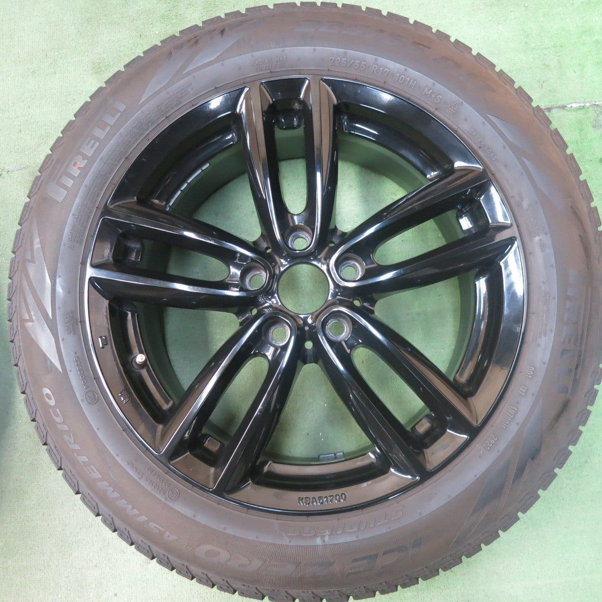バリ溝!22年!キレイ!9分★BMW MINI 等 MAK OXFORD 225/55R17 スタッドレス ピレリ アイスゼロ アシンメトリコ オクスフォード 17インチ PCD112/5H★5100601SKス