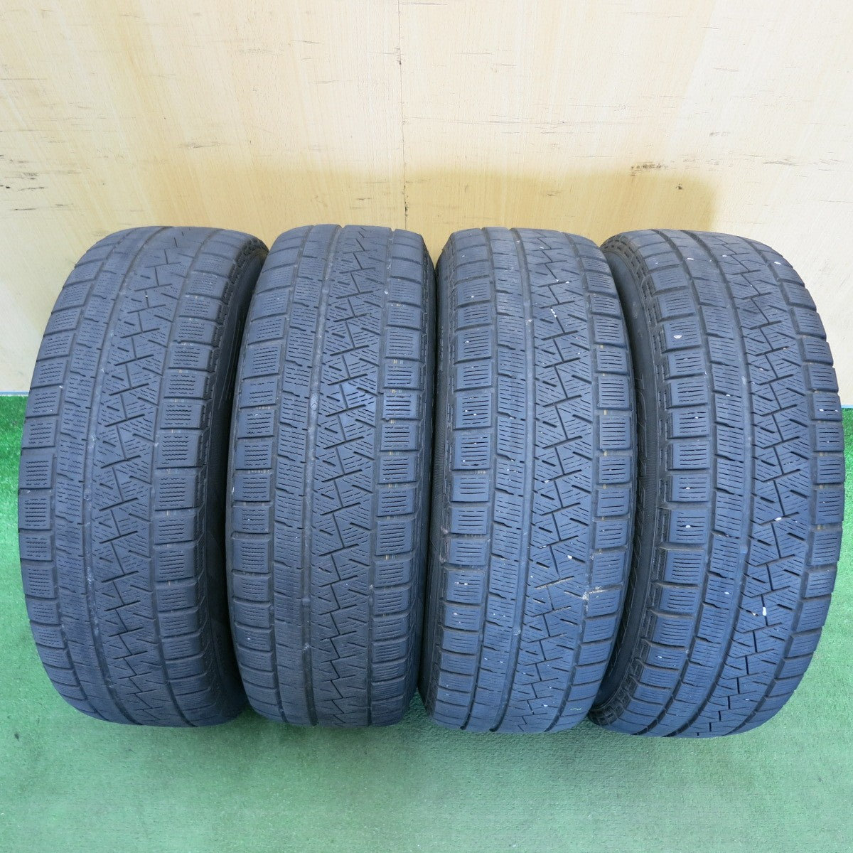 4本価格★トヨタ 30系 プリウス 純正 185/65R15 スタッドレス ピレリ アイスアシンメトリコ 15インチ PCD100/5H★6061103HAス