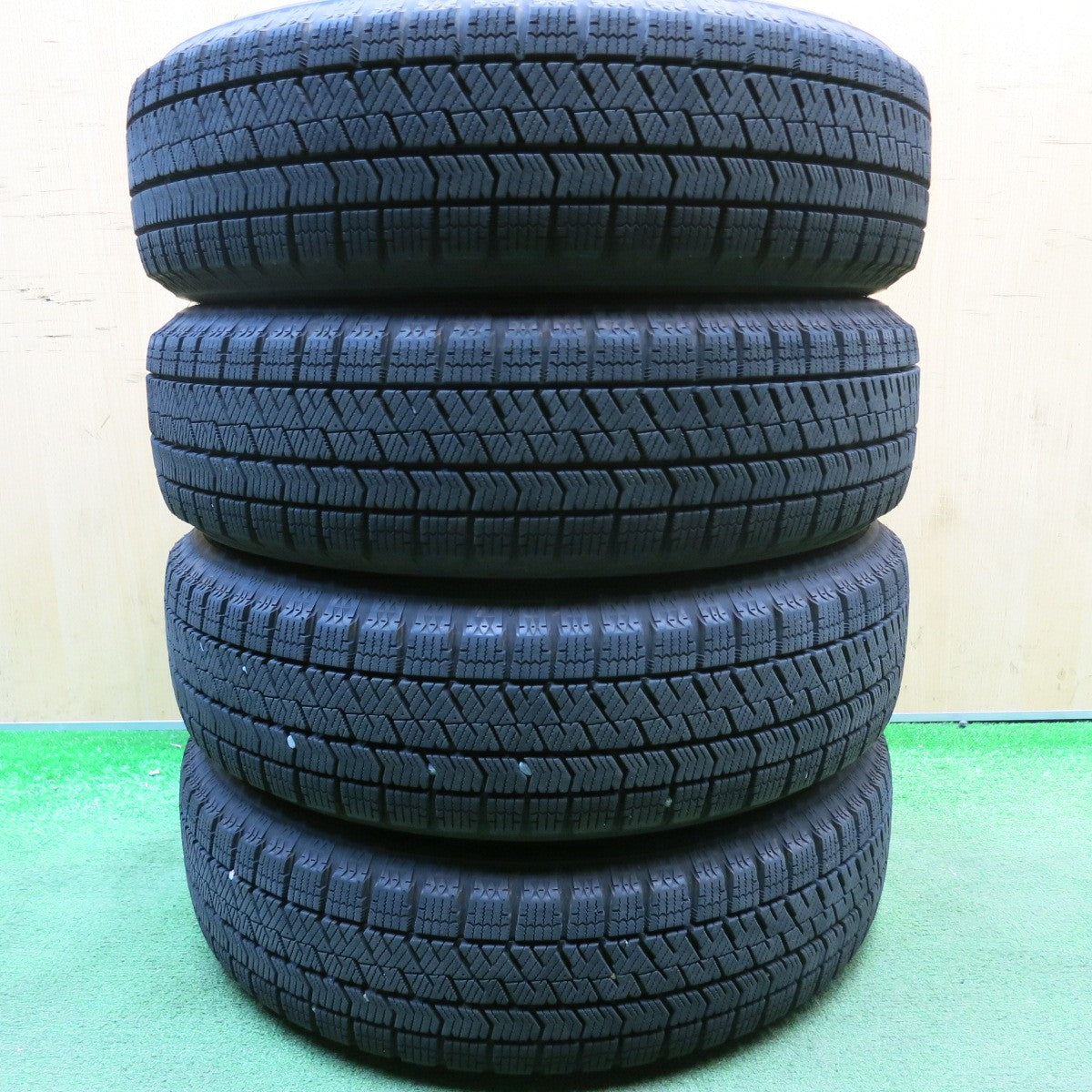 バリ溝!24年!キレイ!9分★スタッドレス 165/60R15 ブリヂストン ブリザック VRX2 BALMINUM BR10 バルミナ 15インチ 軽サイズ ハスラー 等 PCD100/4H★6032811HAス