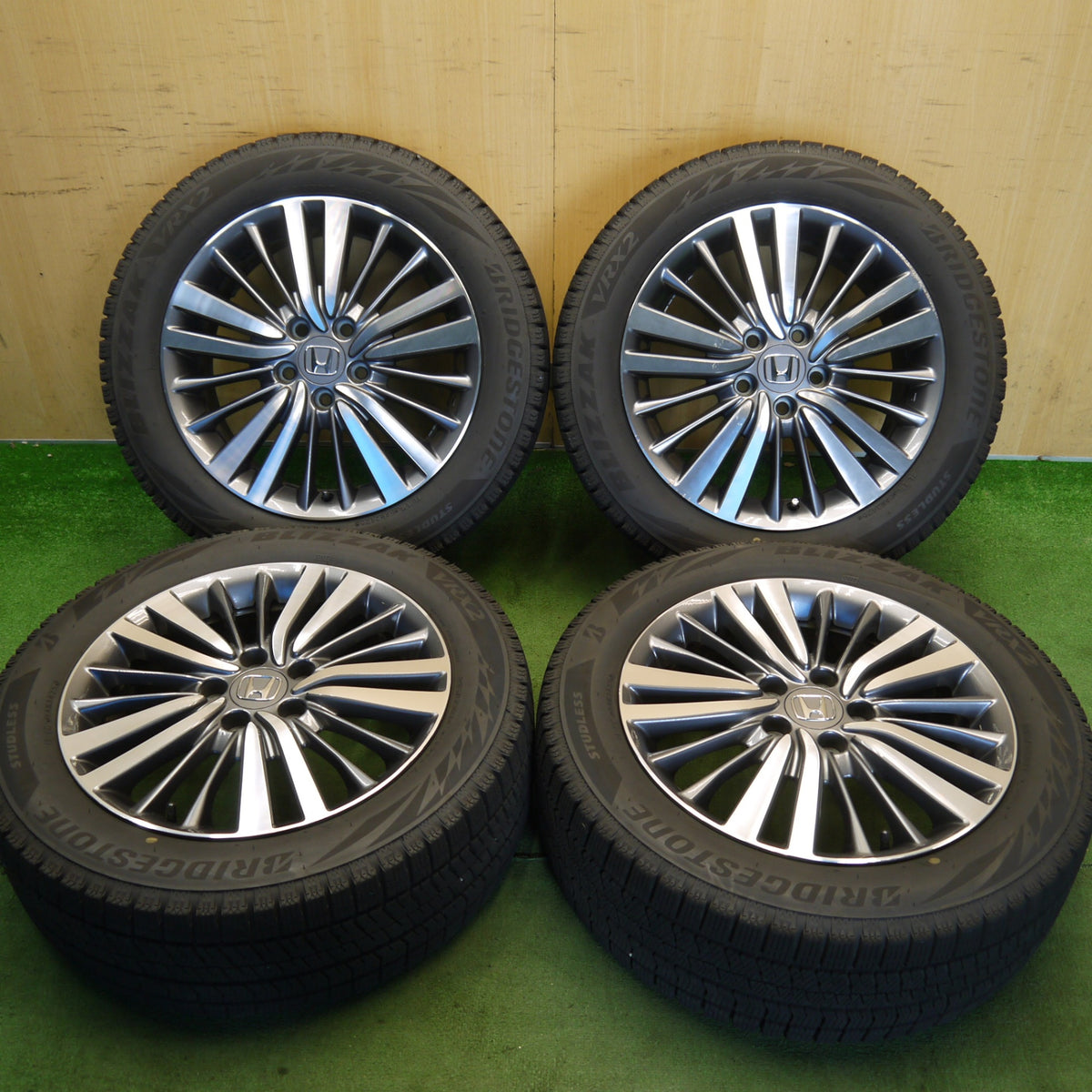 バリ溝!25年!9分◎ホンダ RC オデッセイ 純正 215/55R17 スタッドレス ブリヂストン ブリザック VRX2 17インチ PCD114.3/5H◎6070303Hス