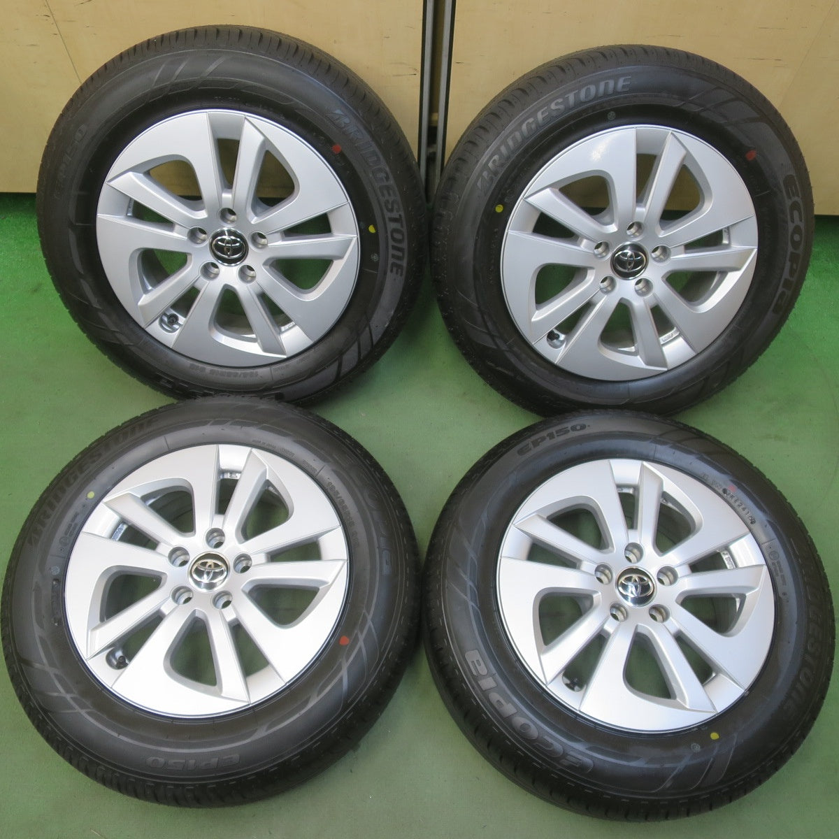 新車外し◎トヨタ 50系 プリウス 純正 195/65R15 ブリヂストン エコピア EP150 15インチ PCD100/5H◎6101703イノ