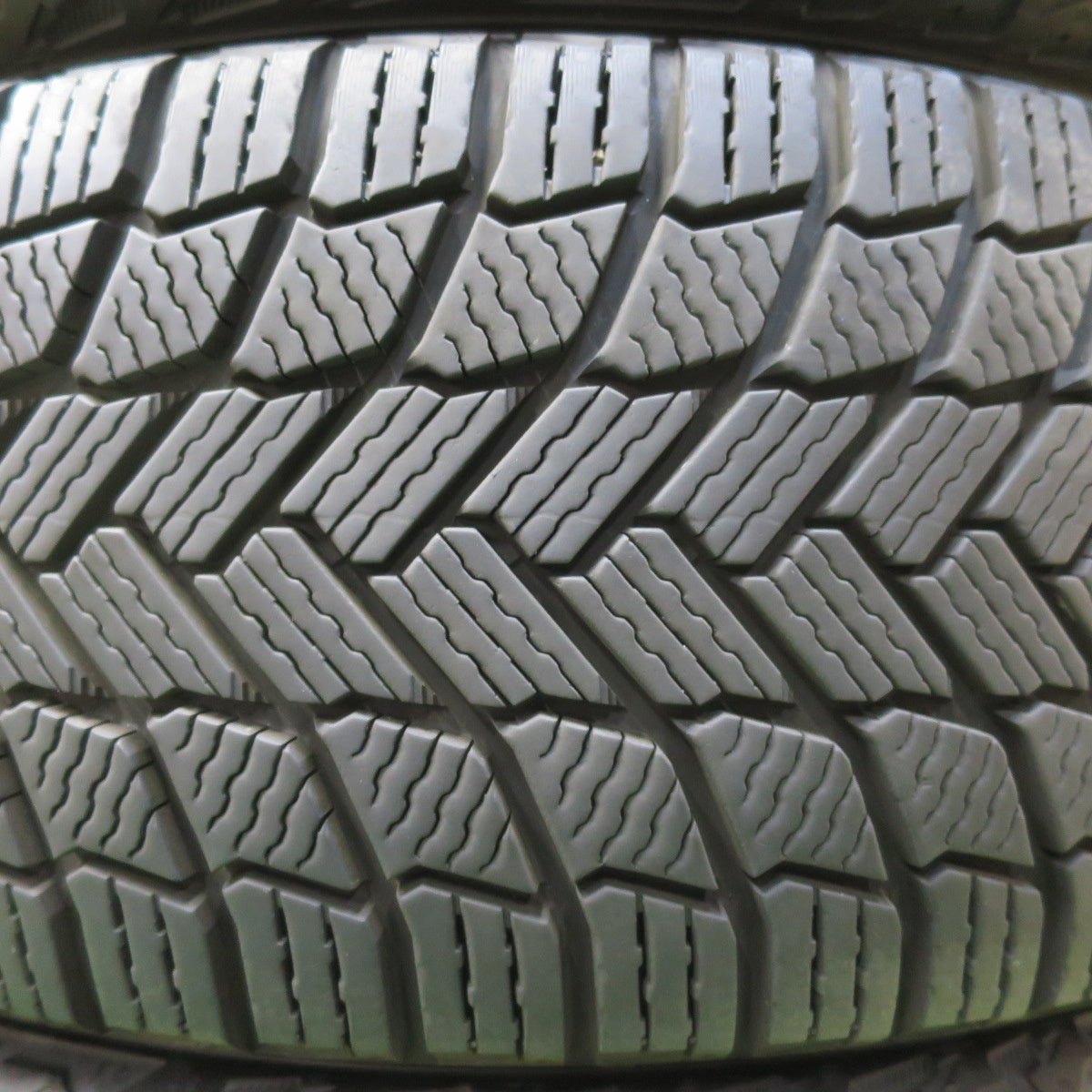 バリ溝!22年!キレイ!9.5分★G.Speed プリウス 等 215/45R17 スタッドレス ミシュラン X-ICE SNOW Gスピード 17インチ PCD100/5H★5041207イス