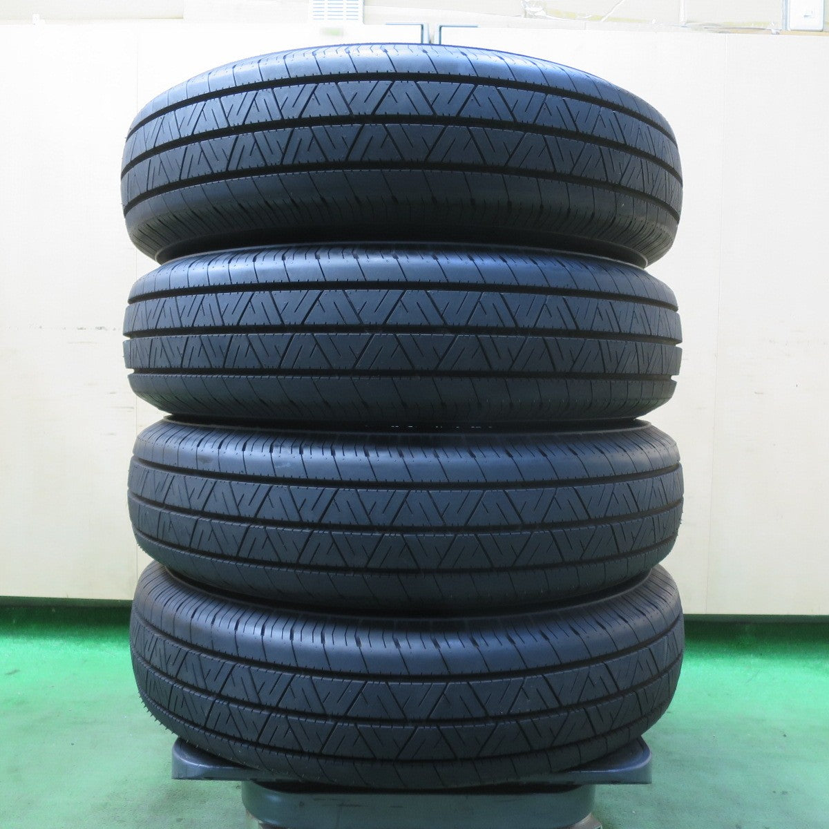 ほぼ未使用!25年★トラック タイヤ 175/80R14 99/98N ヨコハマ RY118 14インチ★5102002イノタ